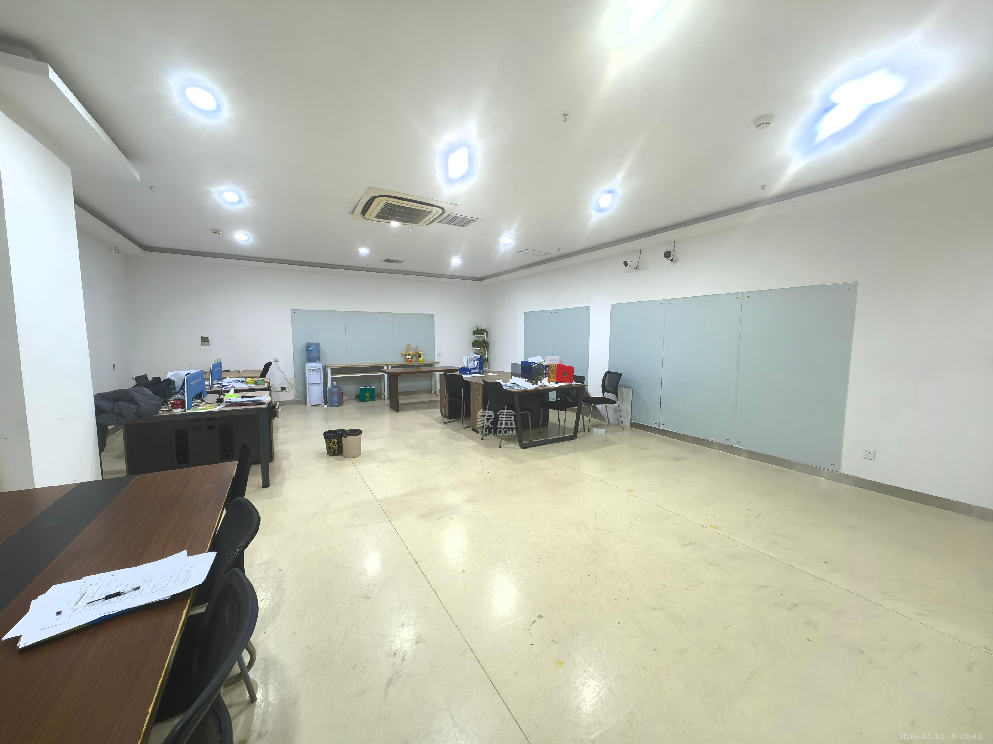 华翼府   700.0㎡      15000.0元/月室内图