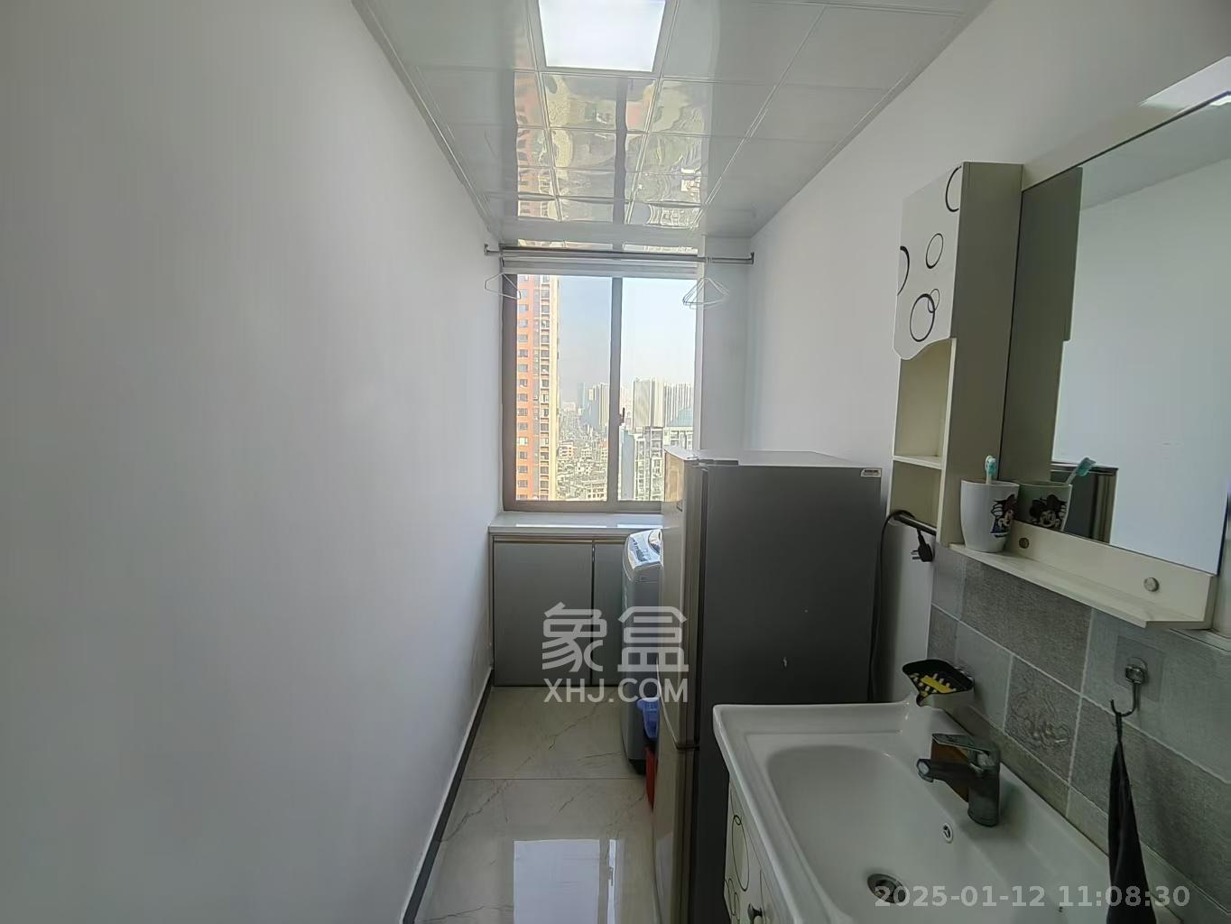 乾源国际  1室1厅1卫    1600.0元/月 乾源国际  1室1厅1卫    1600.0元/月