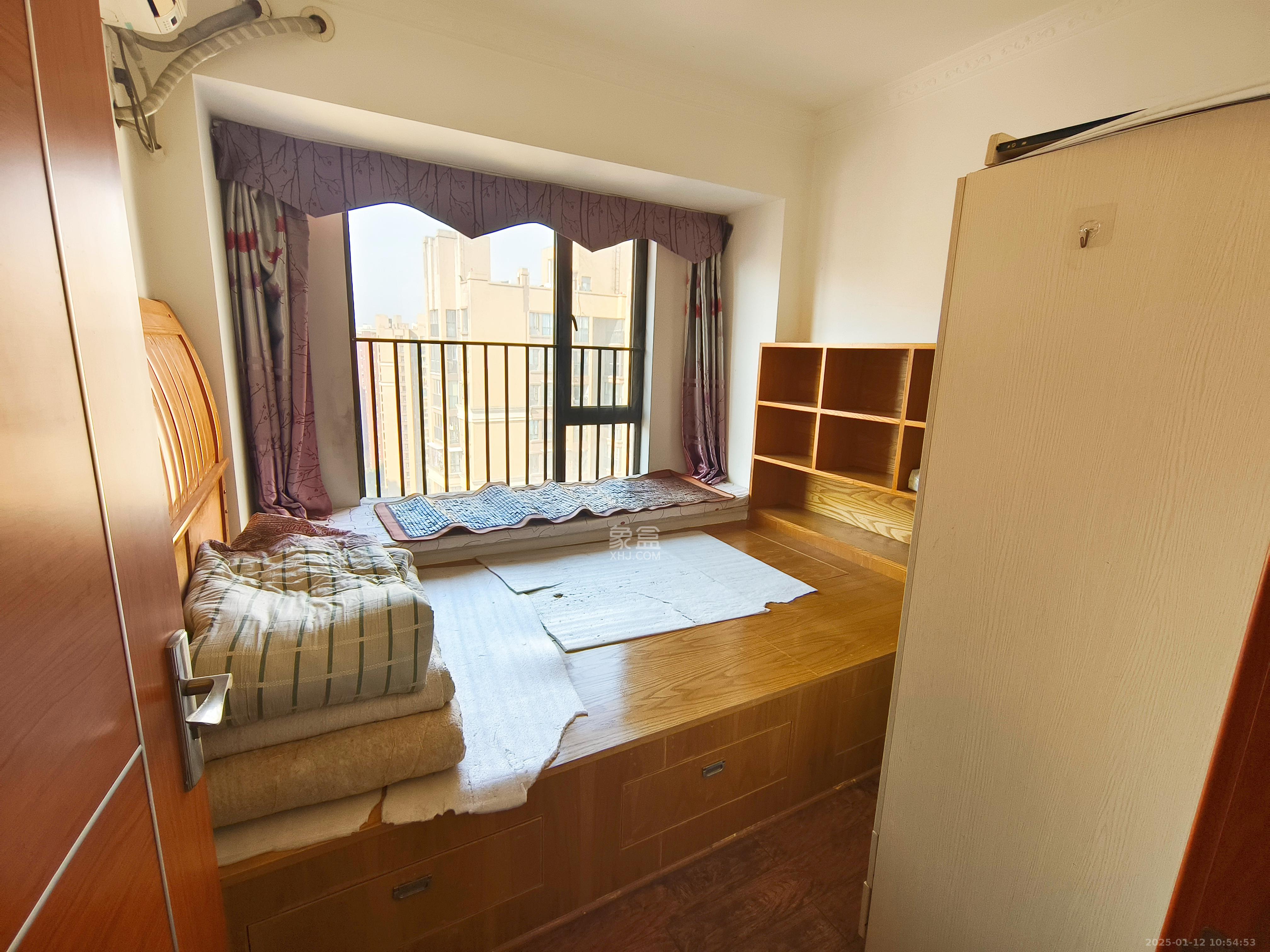 华润凤凰城三期 3室2厅1卫 1850.0元/月 华润凤凰城三期 3室2厅1卫 1850.0元/月室内图