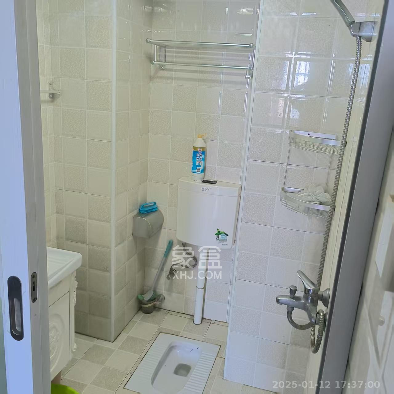 水墨林溪  1室1厅1卫   1600.00元/月室内图