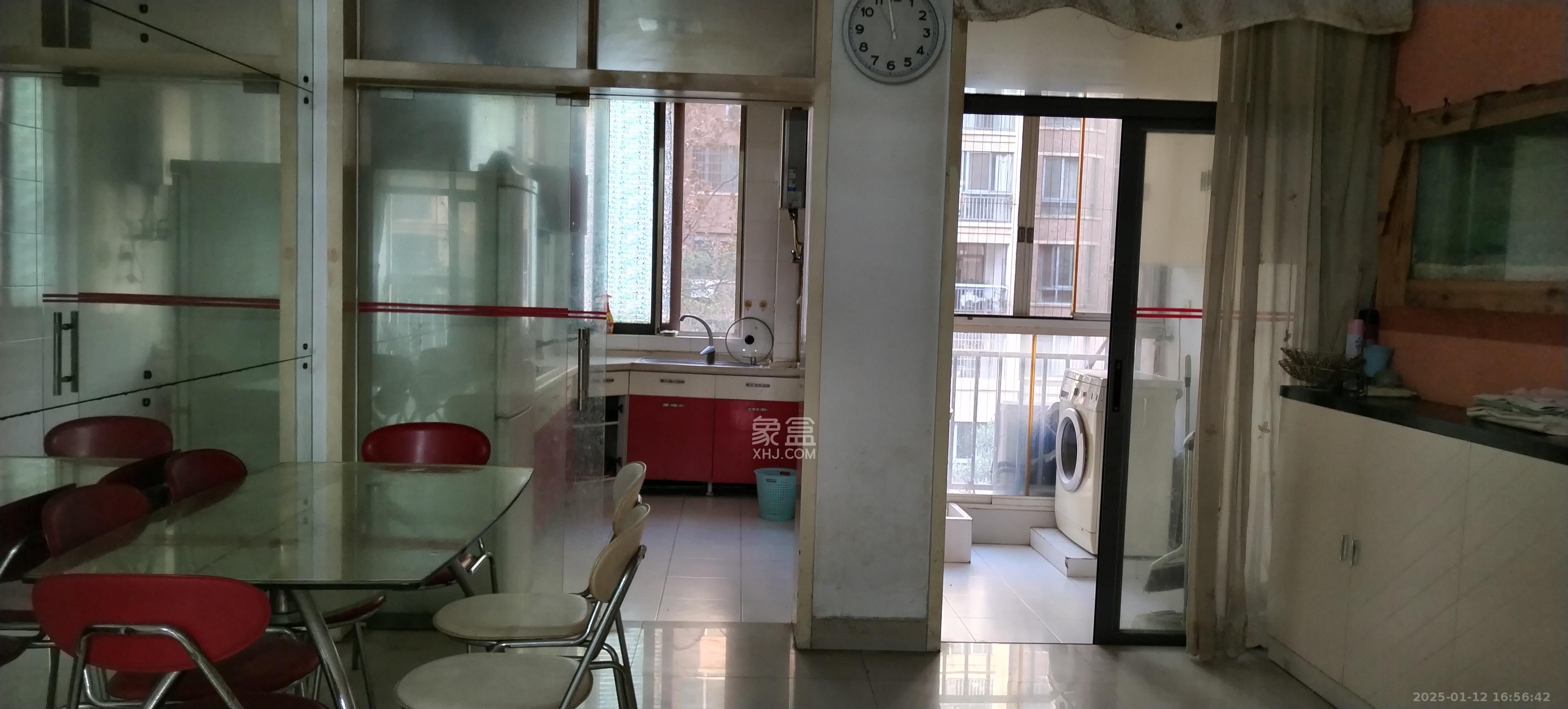 上海城小区 2室1厅1卫 1900.0元/月 上海城小区 2室1厅1卫 1900.0元/月室内图