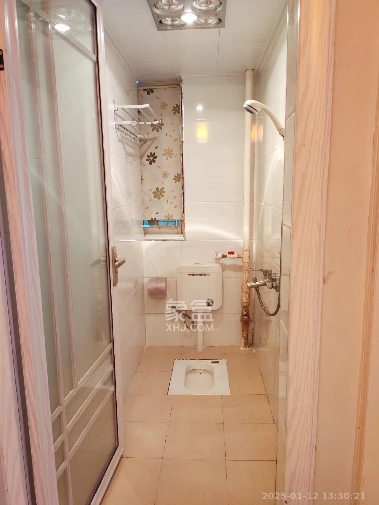 恩瑞公寓 2室1厅1卫 1600.0元/月 恩瑞公寓 2室1厅1卫 1600.0元/月室内图