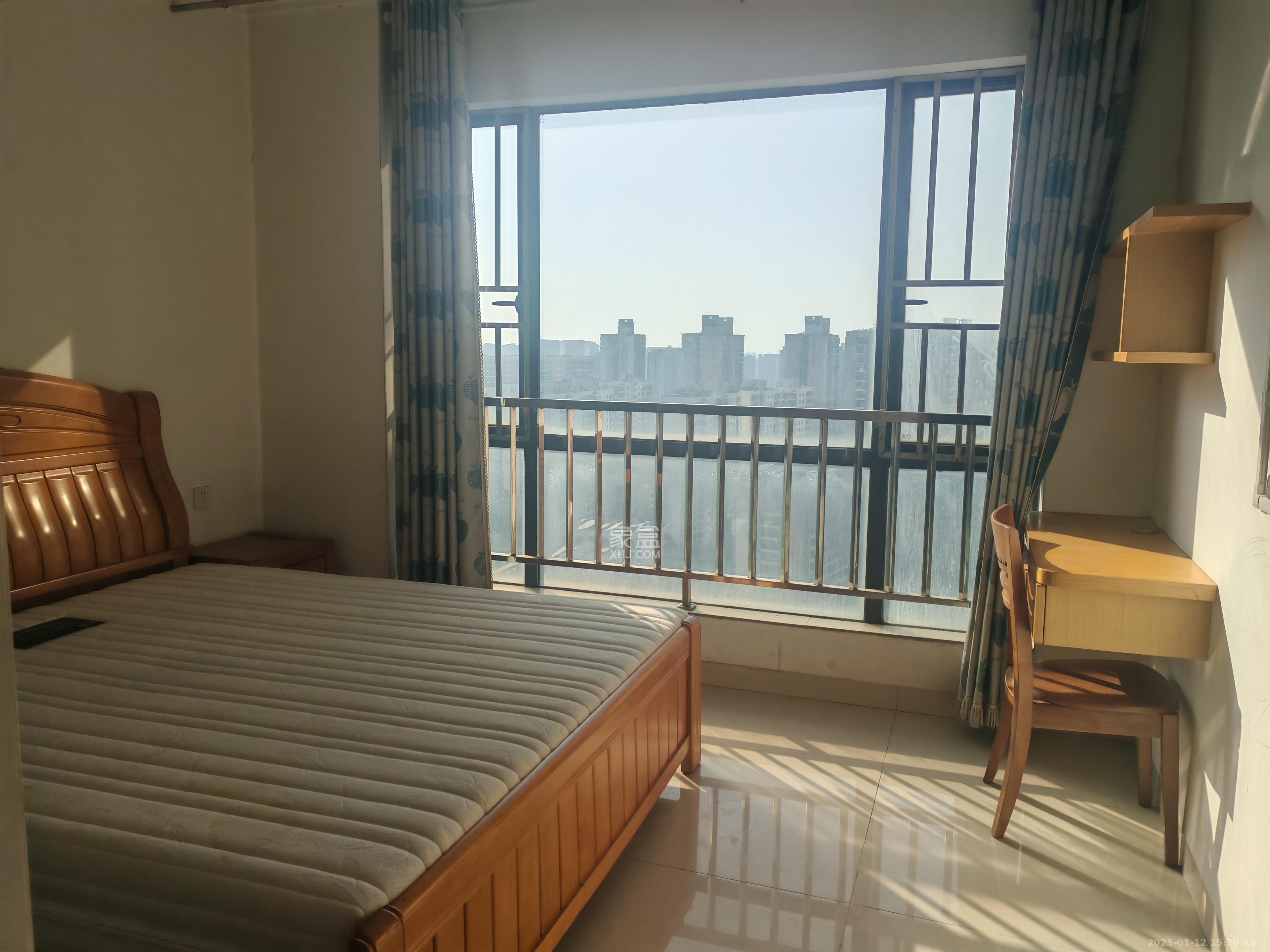 和庄  3室2厅1卫   1900.00元/月室内图