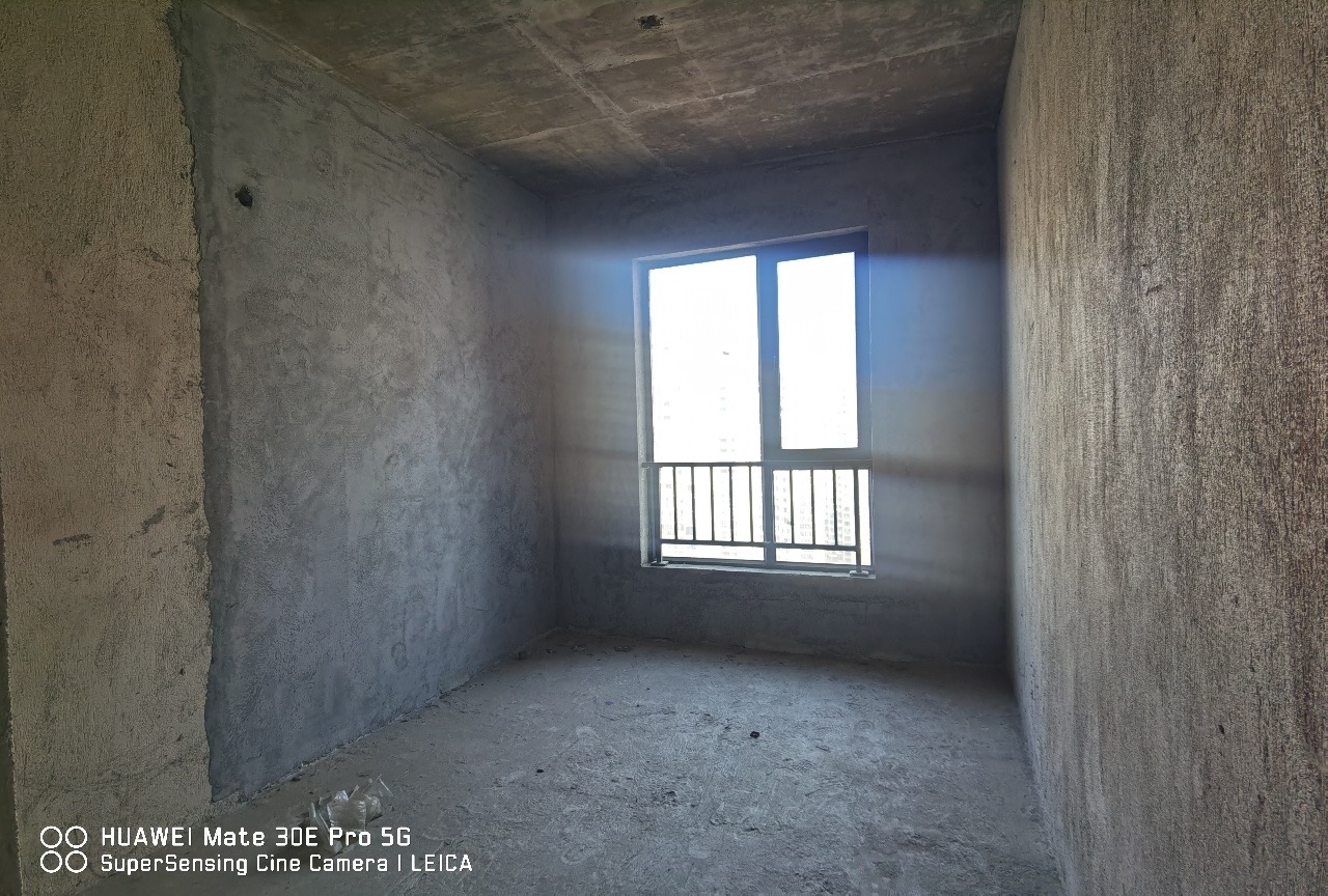 大同沁园 4室2厅2卫 66.8万 大同沁园 4室2厅2卫 66.8万客厅