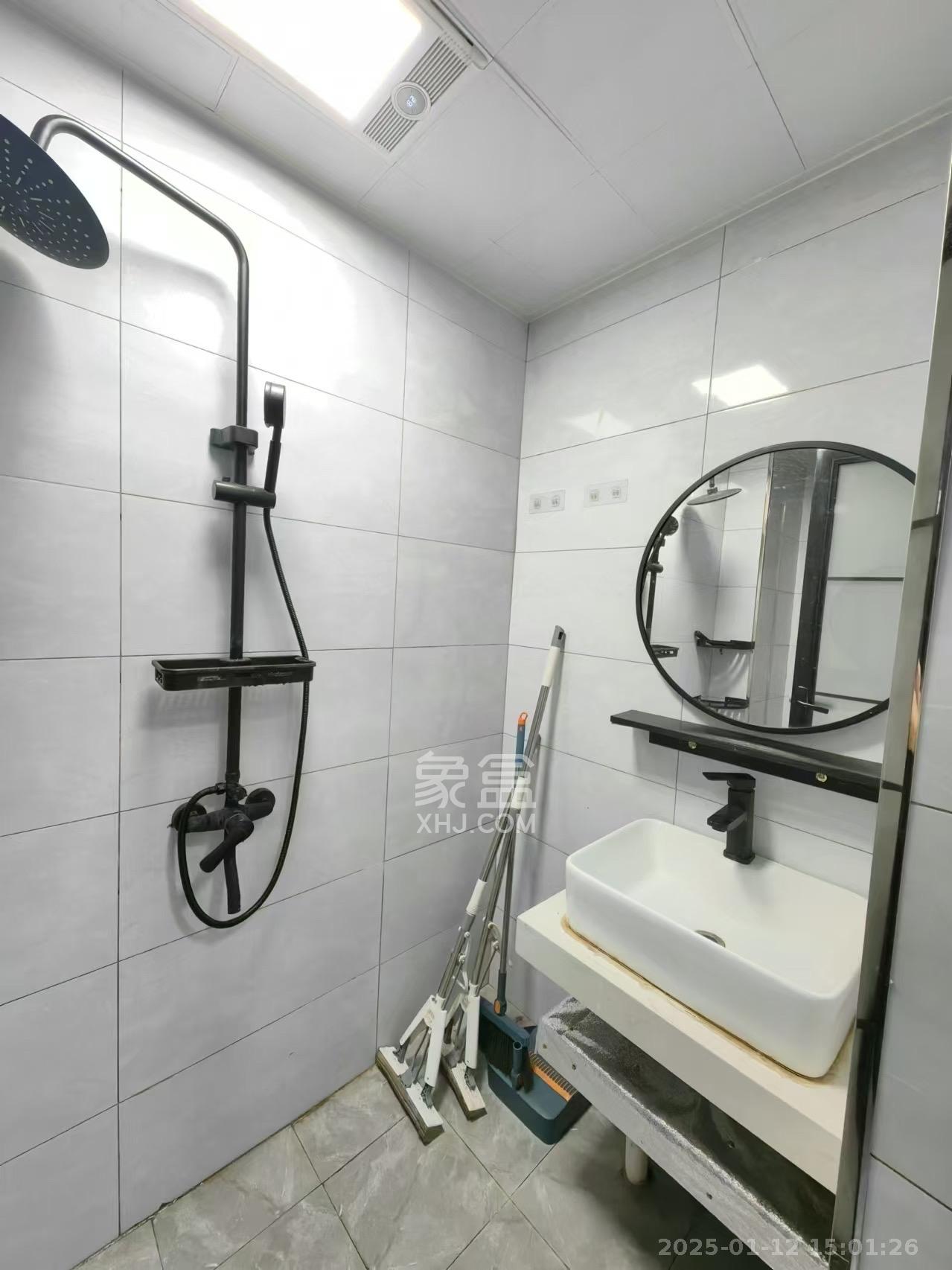 保利麓谷林语I区 1室0厅0卫 1500.0元/月 保利麓谷林语I区 1室0厅0卫 1500.0元/月室内图