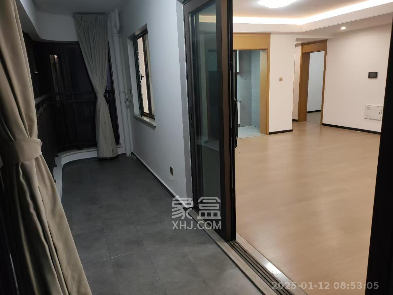 润和长郡（润和紫郡二三期）  3室2厅2卫   2400.00元/月户型图