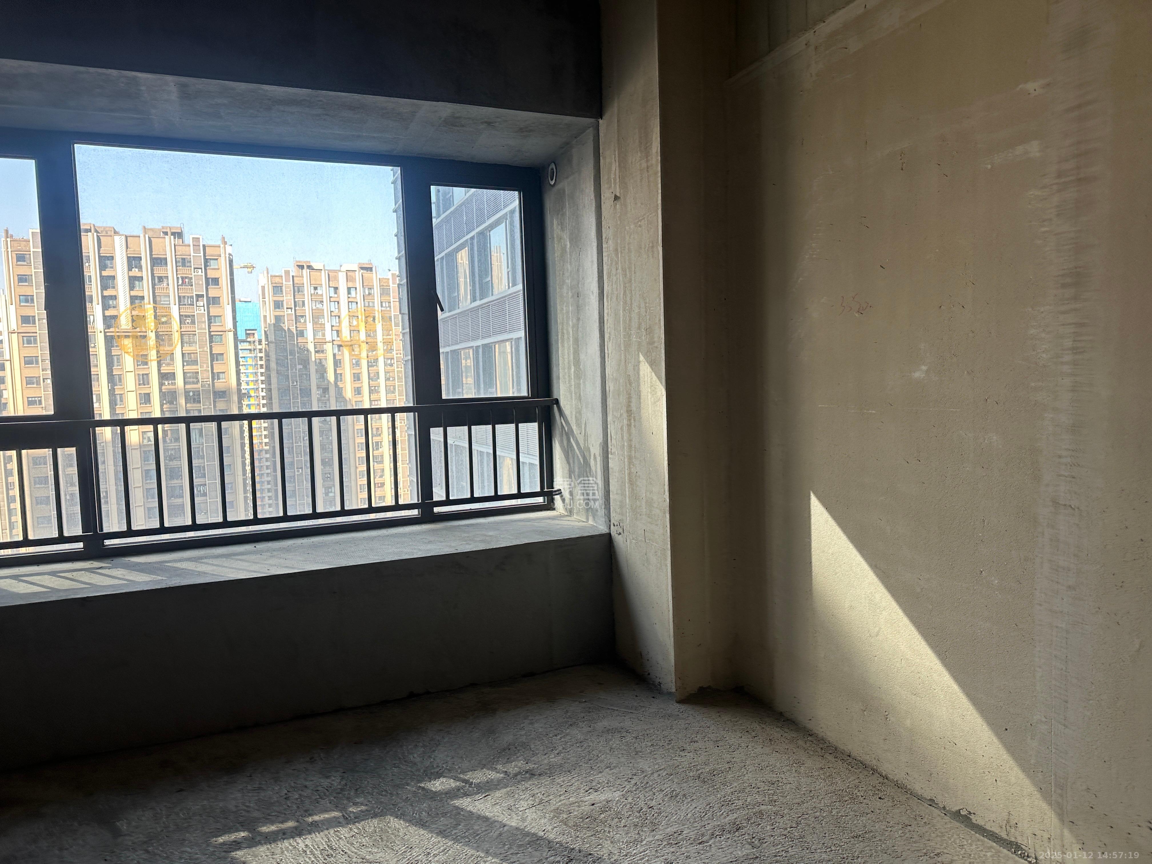 龙湖铂金岛  1室0厅0卫    1100.0元/月 龙湖铂金岛  1室0厅0卫    1100.0元/月室内图