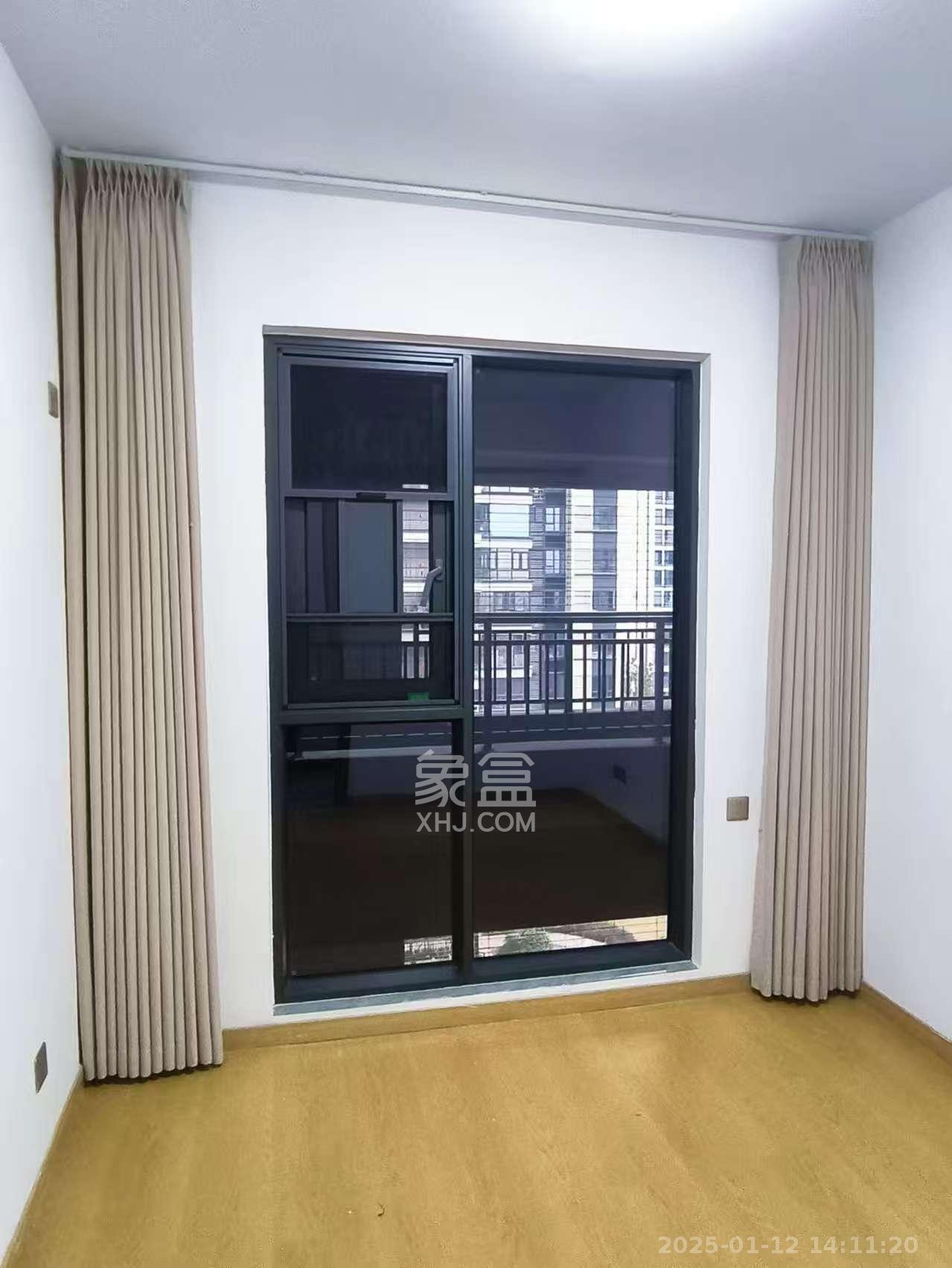 汉唐翰林府 3室2厅2卫 3200.0元/月 汉唐翰林府 3室2厅2卫 3200.0元/月室内图