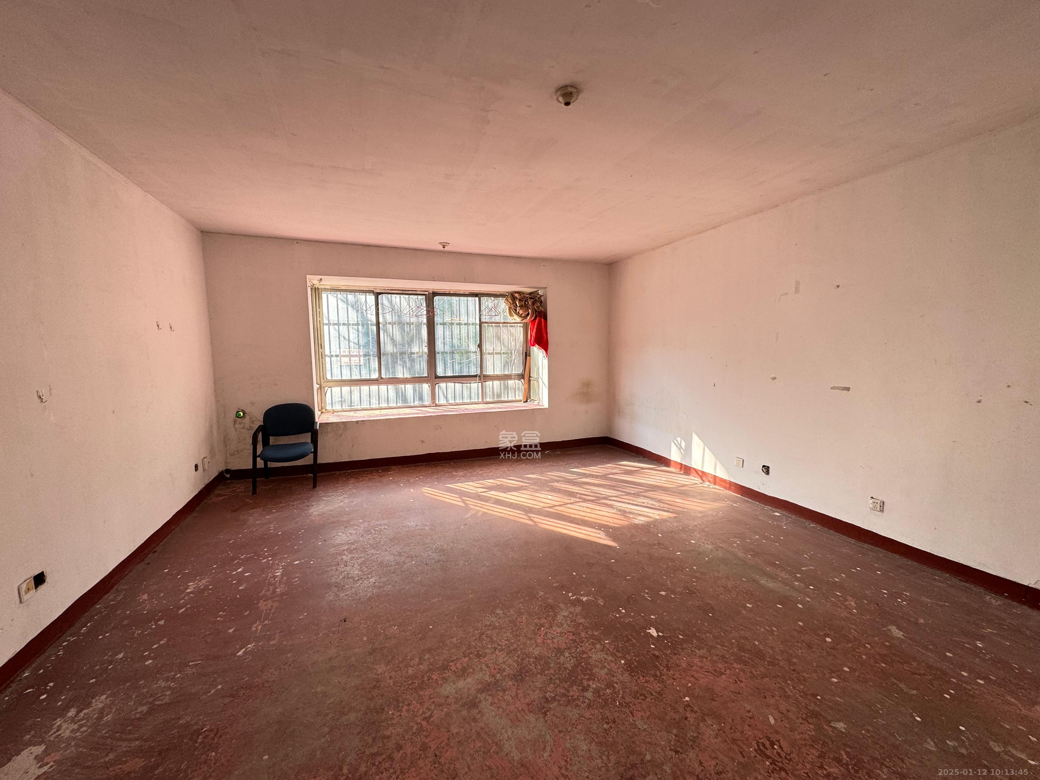 白沙世纪佳园 5室2厅2卫 3200.0元/月 白沙世纪佳园 5室2厅2卫 3200.0元/月室内图