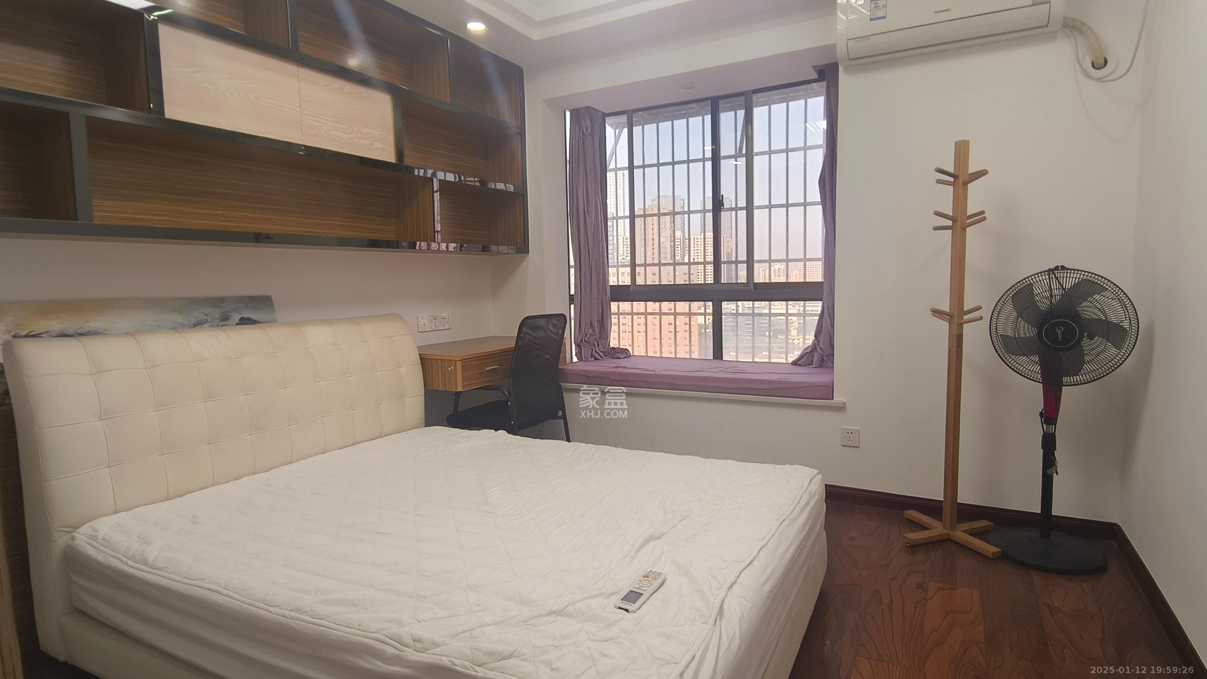 百纺大院宿舍 2室1厅1卫 1400.0元/月 百纺大院宿舍 2室1厅1卫 1400.0元/月室内图