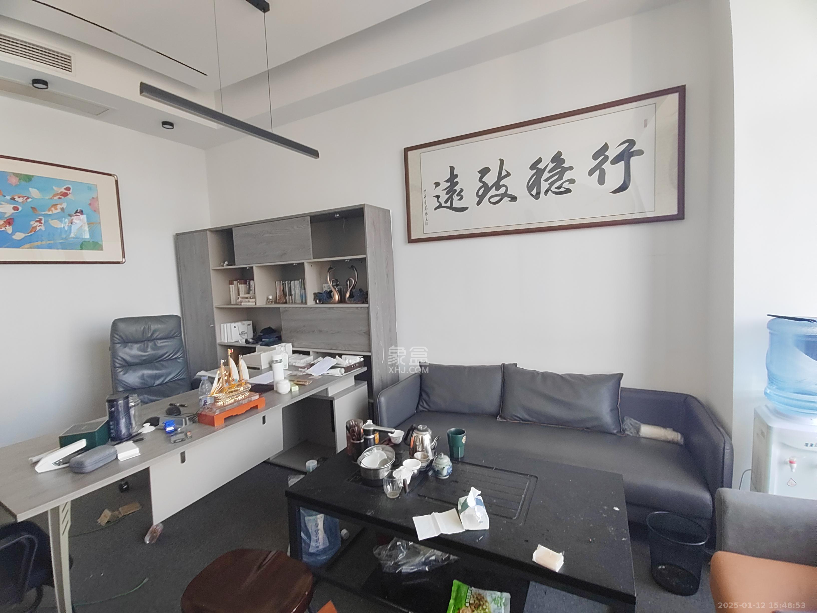 中一鲲出(鲲鹏府) 5室1厅1卫 22000.0元/月 中一鲲出(鲲鹏府) 5室1厅1卫 22000.0元/月室内图