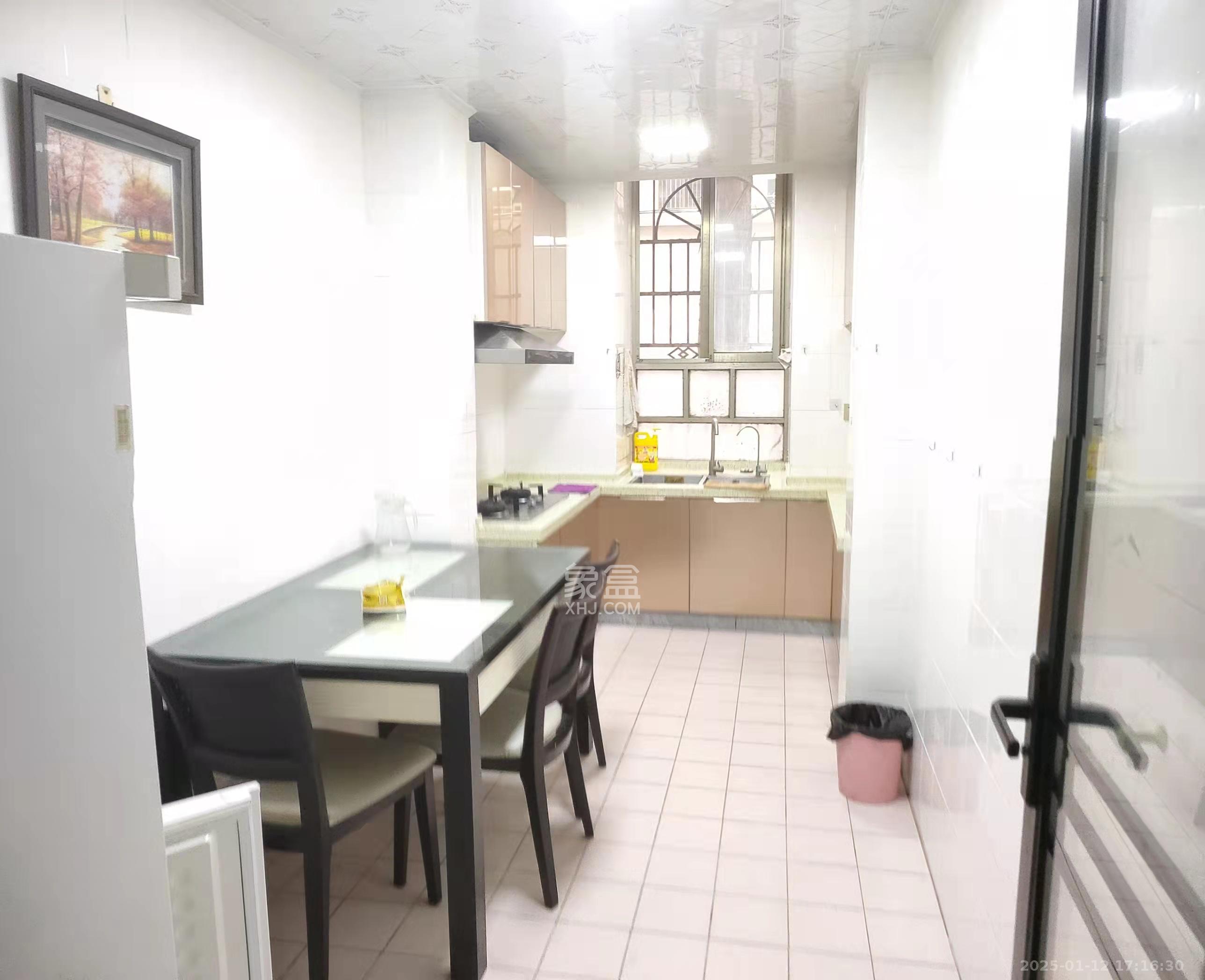 国家林业局中南林业调查规划设计院 3室2厅1卫 2500.0元/月 国家林业局中南林业调查规划设计院 3室2厅1卫 2500.0元/月室内图