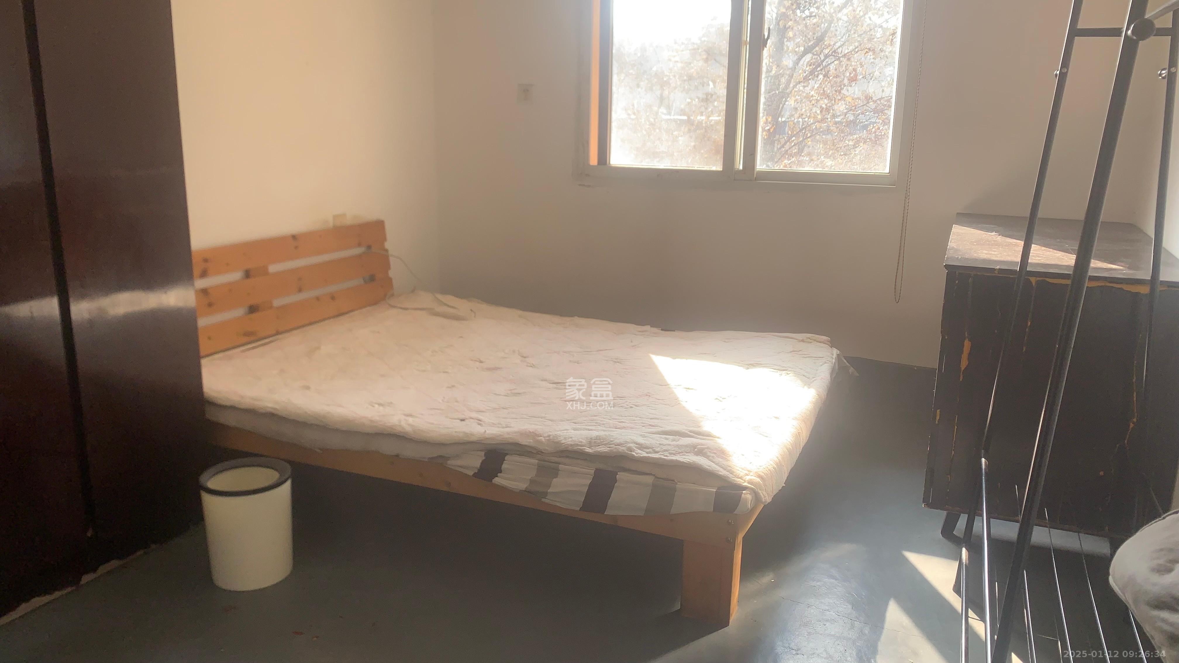 省少管所单位房 2室1厅1卫 1200.0元/月 省少管所单位房 2室1厅1卫 1200.0元/月室内图