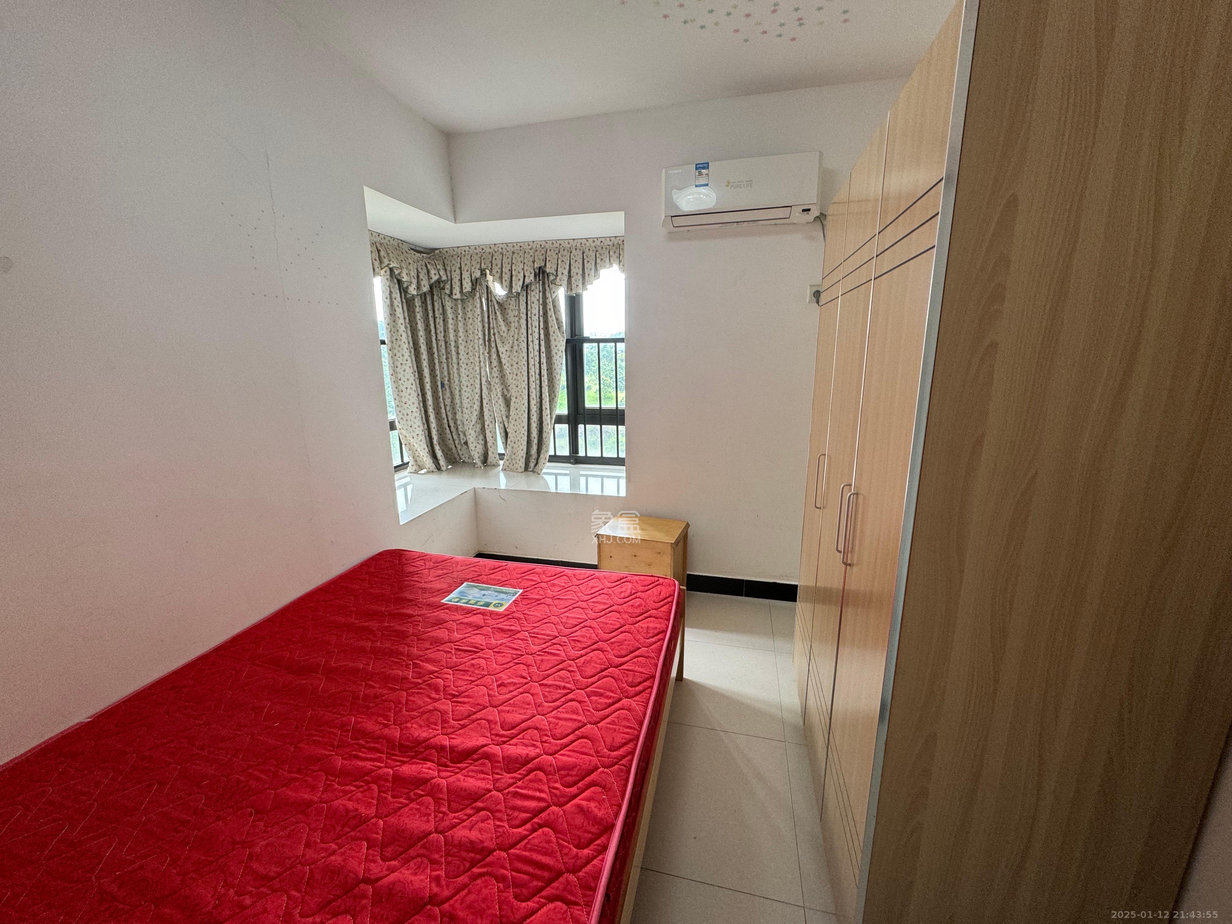 中信凯旋蓝岸(中信新城三期) 3室1厅1卫 2100.0元/月 中信凯旋蓝岸(中信新城三期) 3室1厅1卫 2100.0元/月室内图