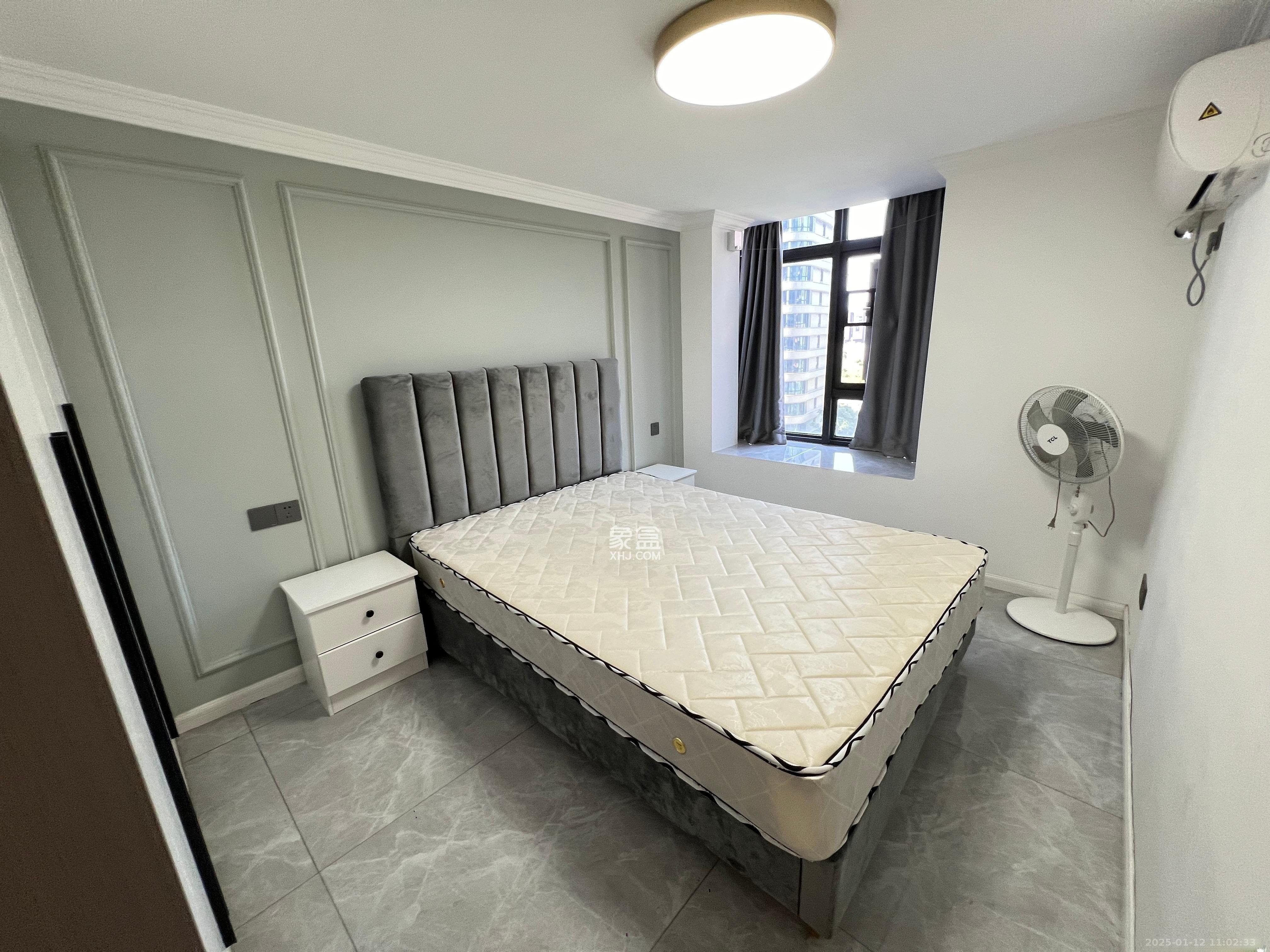 明昇壹城(明昇时代广场)三期 3室1厅1卫 3200.0元/月 明昇壹城(明昇时代广场)三期 3室1厅1卫 3200.0元/月室内图