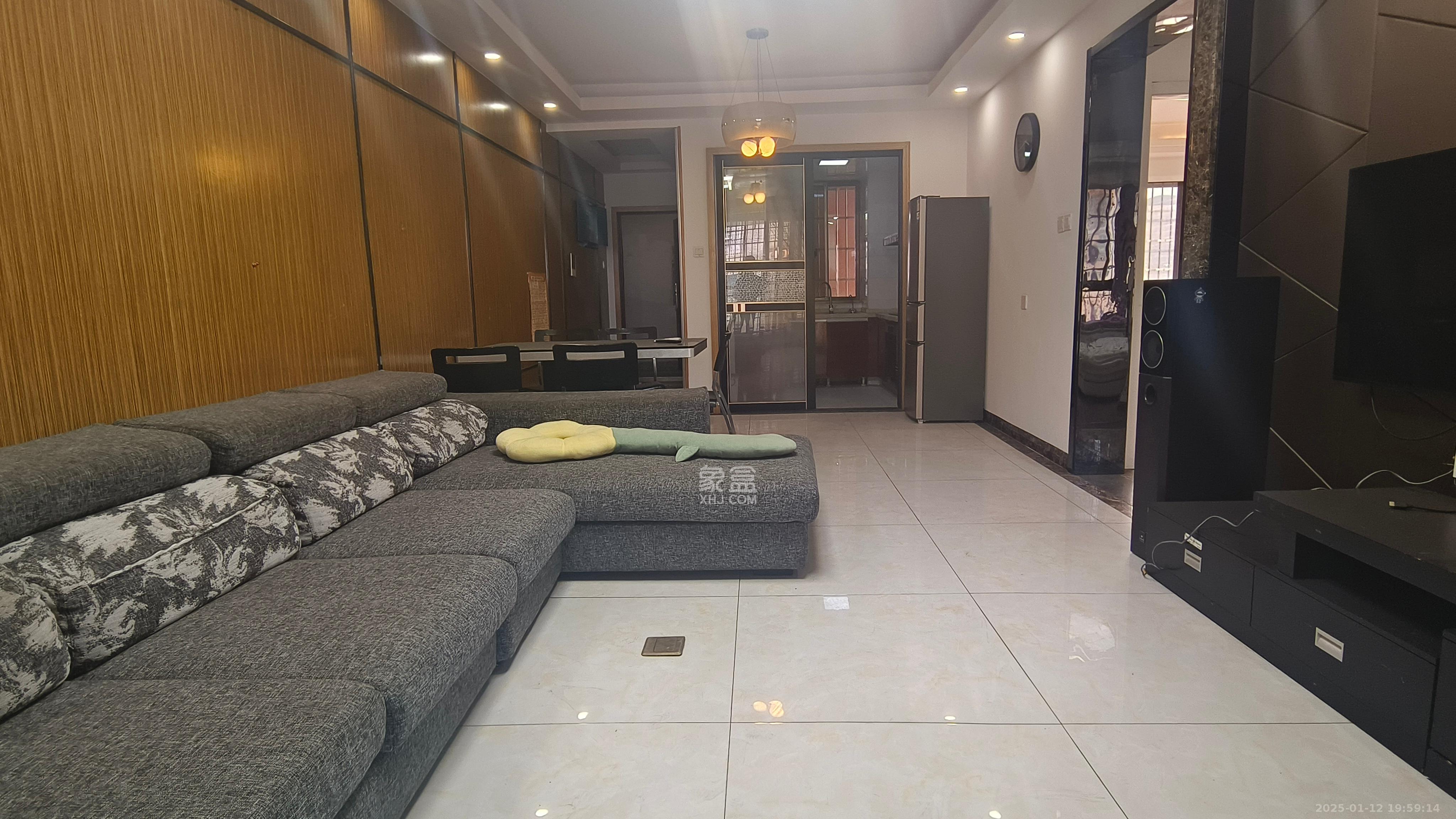 百纺大院宿舍 2室1厅1卫 1400.0元/月 百纺大院宿舍 2室1厅1卫 1400.0元/月室内图