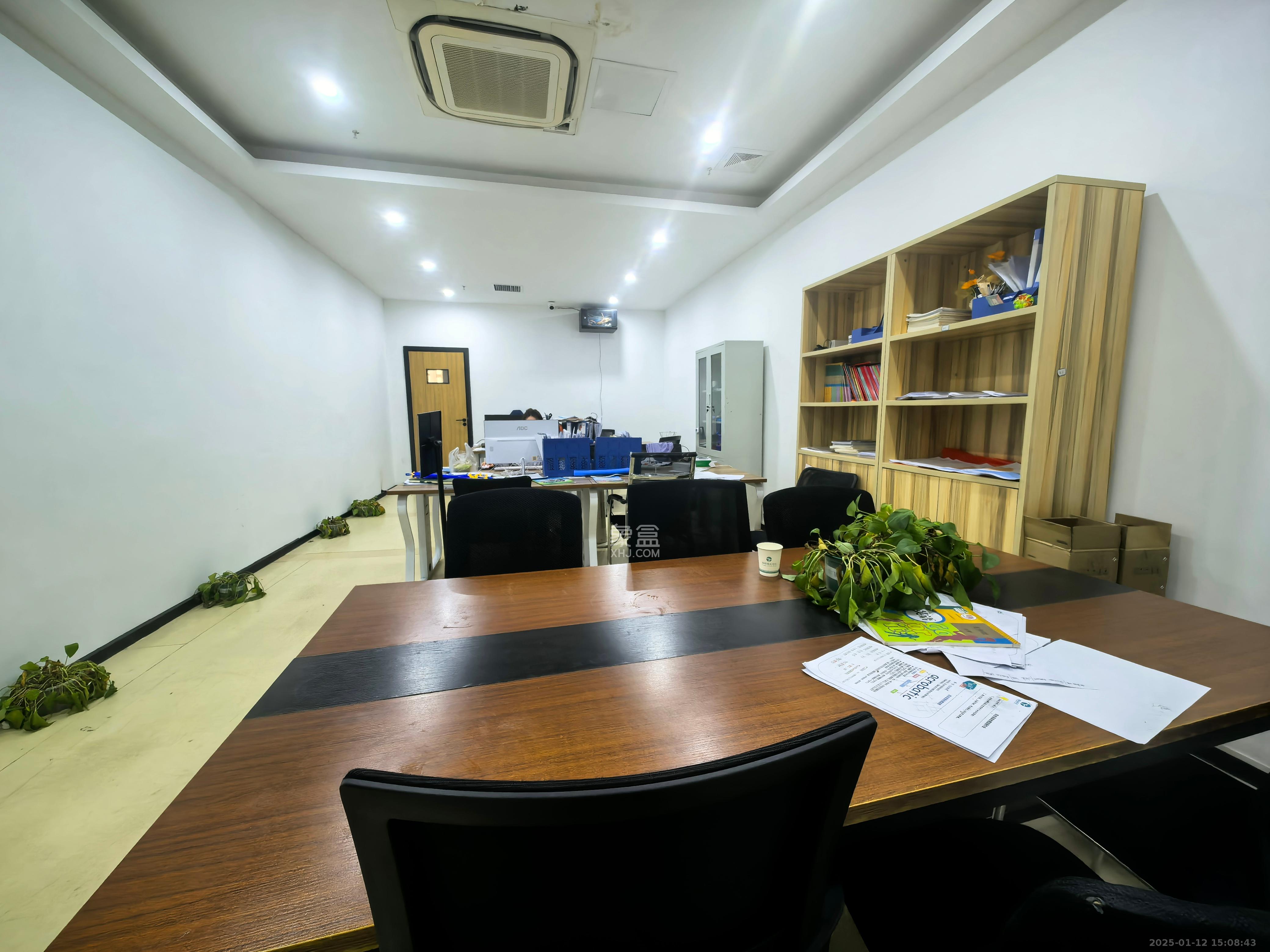 华翼府   700.0㎡      15000.0元/月室内图