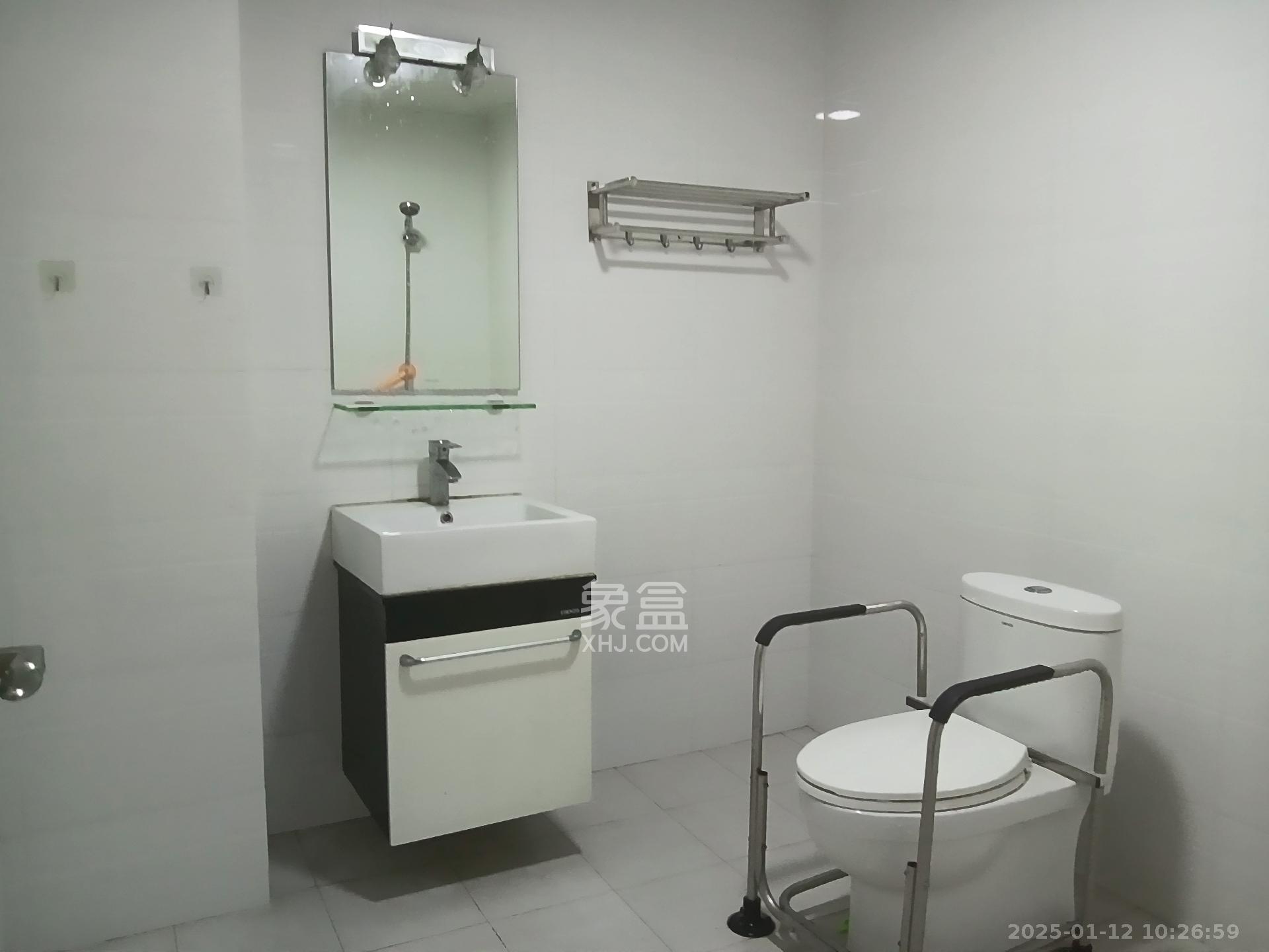 星城雅郡  3室2厅1卫   1800.00元/月室内图