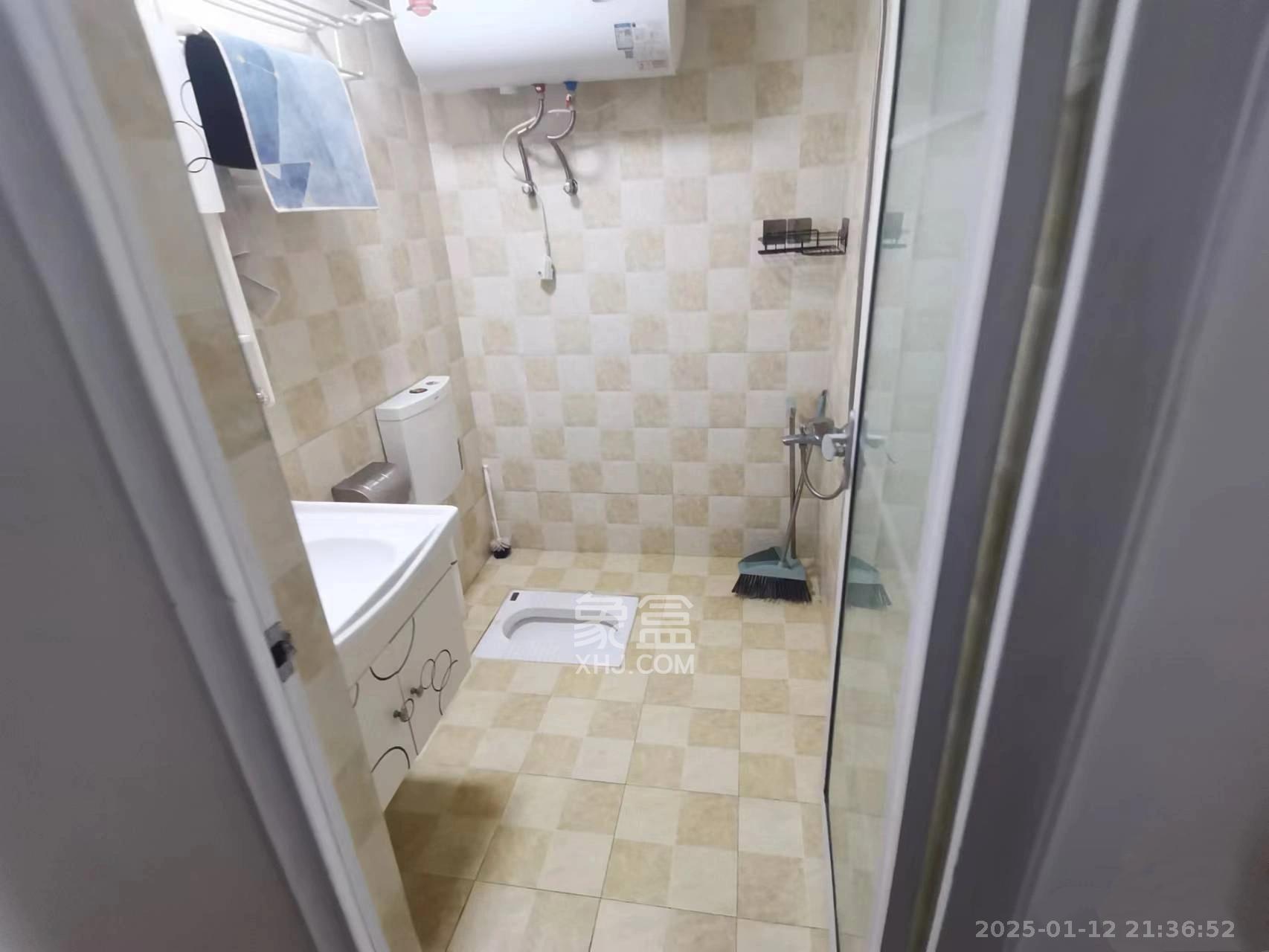 MOMA当代广场 1室1厅1卫 1300.0元/月 MOMA当代广场 1室1厅1卫 1300.0元/月室内图