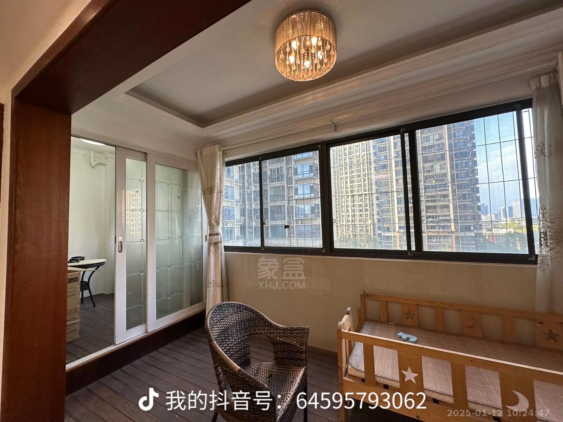 华晨御园  3室2厅2卫    2000.0元/月 华晨御园  3室2厅2卫    2000.0元/月室内图