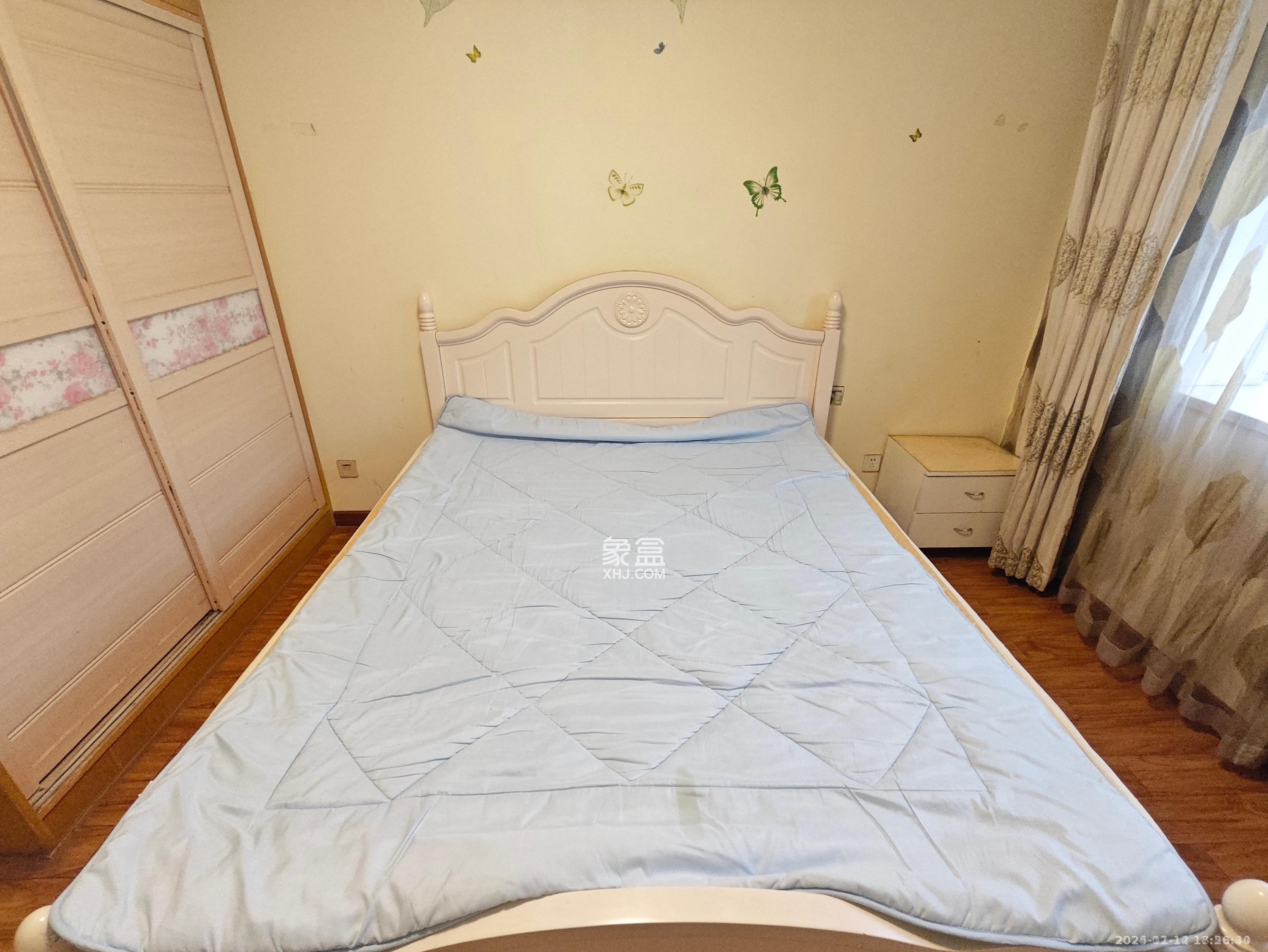 金南家园一期 3室2厅1卫 2100.0元/月 金南家园一期 3室2厅1卫 2100.0元/月室内图