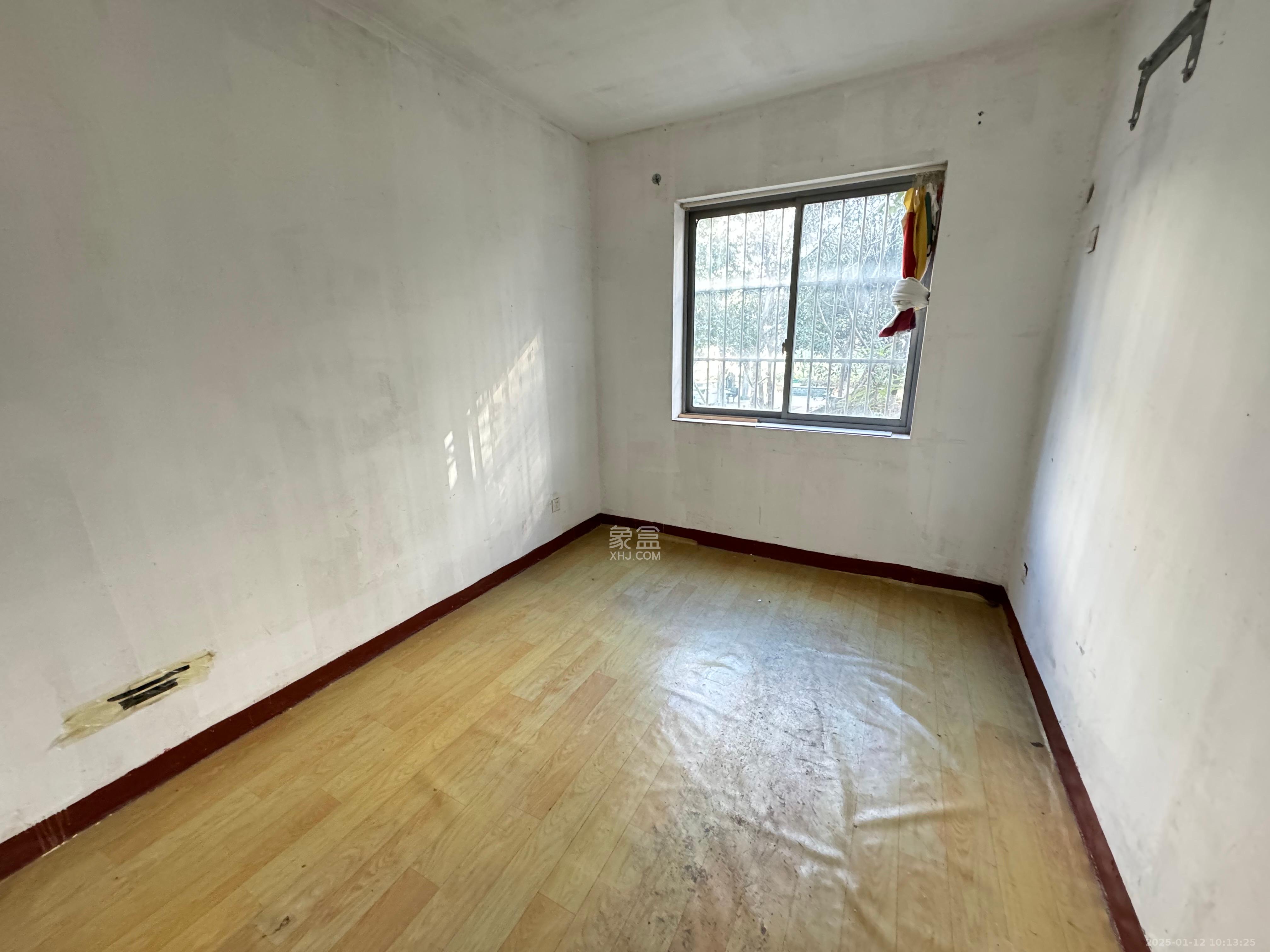 白沙世纪佳园 5室2厅2卫 3200.0元/月 白沙世纪佳园 5室2厅2卫 3200.0元/月室内图