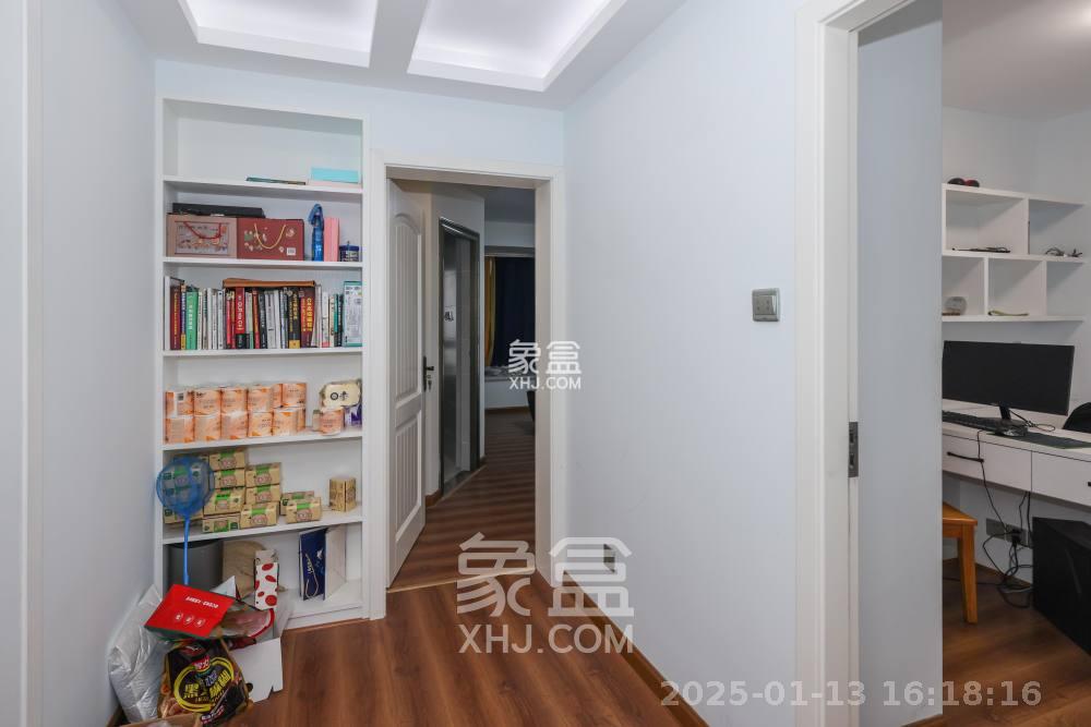 保利麓谷林语F区 4室2厅2卫 4000.0元/月 保利麓谷林语F区 4室2厅2卫 4000.0元/月室内图