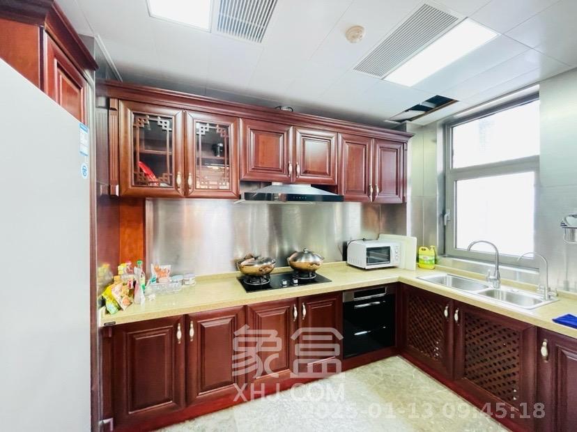 中隆国际嘉熙中心 3室2厅2卫 7500.0元/月 中隆国际嘉熙中心 3室2厅2卫 7500.0元/月室内图