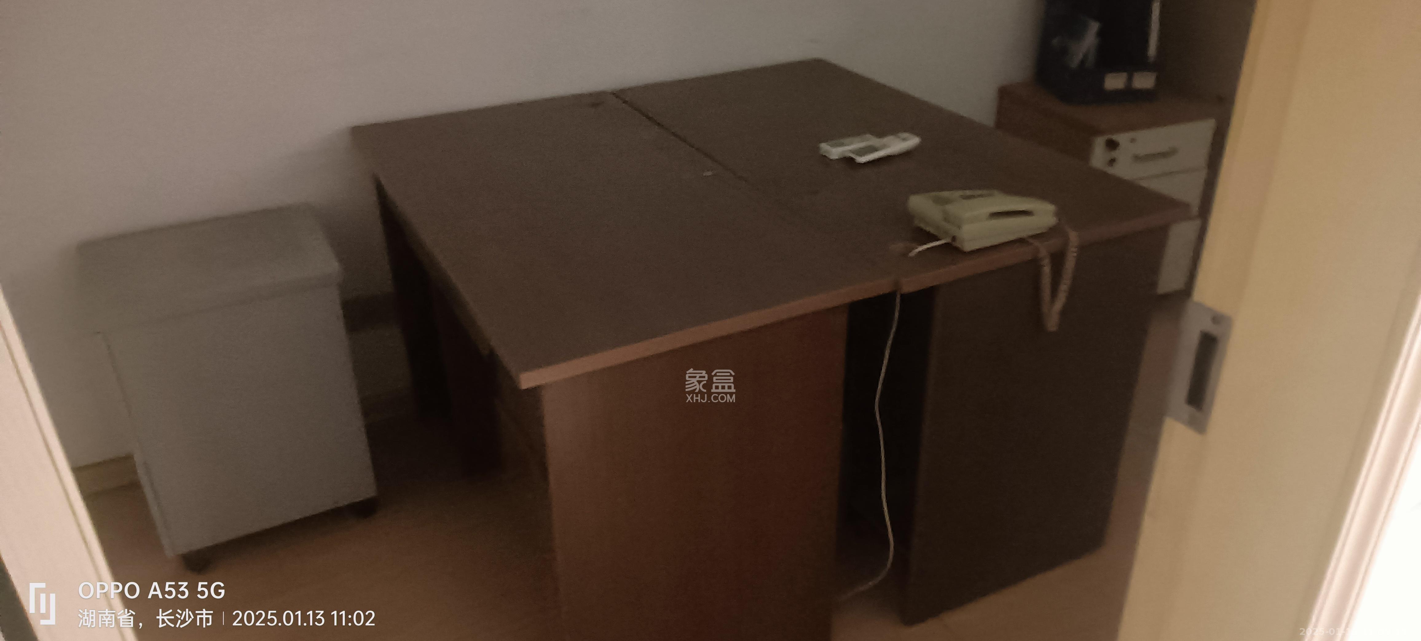 摩天一号 1室1厅1卫 5000.0元/月 摩天一号 1室1厅1卫 5000.0元/月室内图