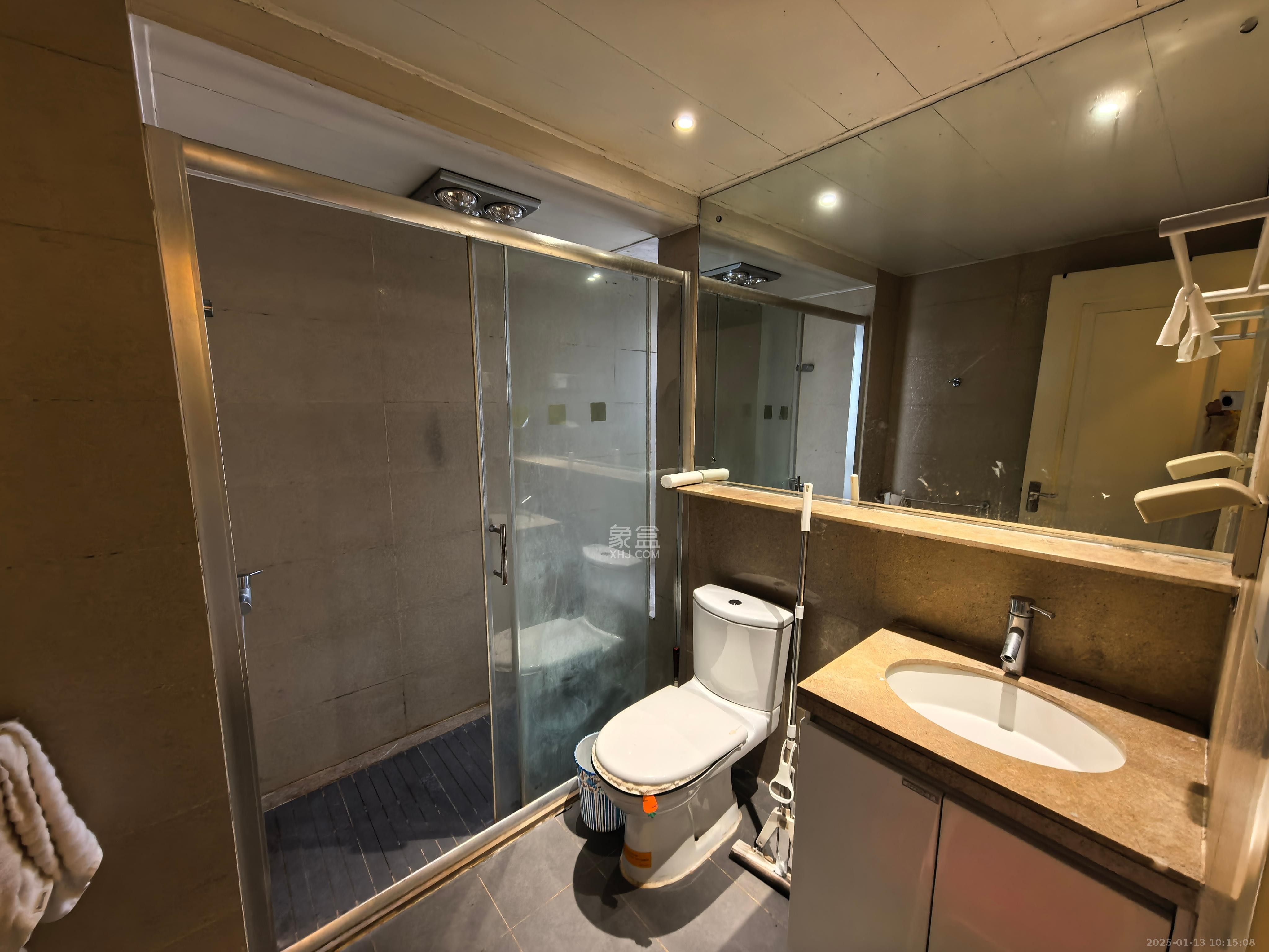 时代倾城一期 3室2厅1卫 2400.0元/月 时代倾城一期 3室2厅1卫 2400.0元/月室内图