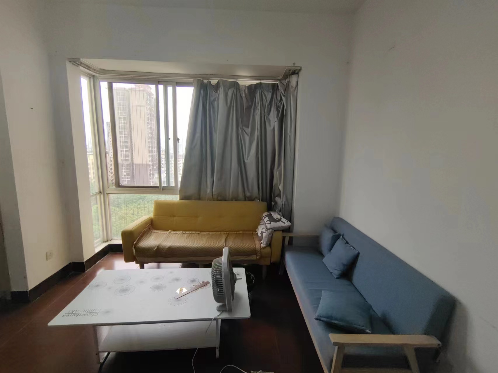 永南苑  1室1厅1卫    60.0万 永南苑  1室1厅1卫    60.0万室内图