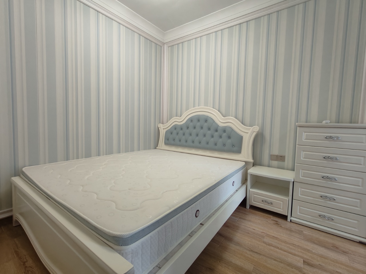 星华海岸城二期  2室2厅1卫    150.0万 星华海岸城二期  2室2厅1卫    150.0万室内图