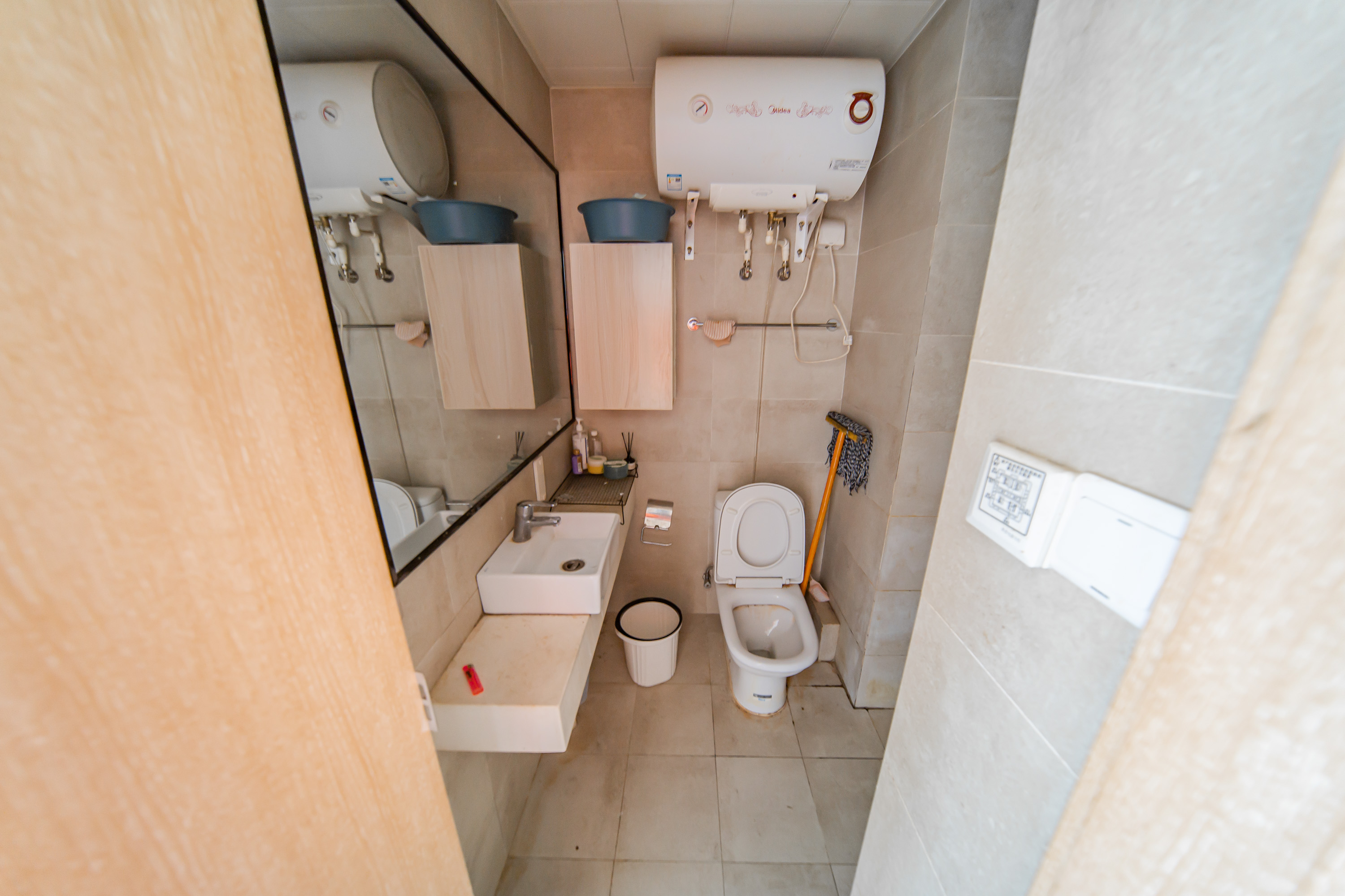 兰亭湾畔 1室1厅1卫 13.8万 兰亭湾畔 1室1厅1卫 13.8万卫生间