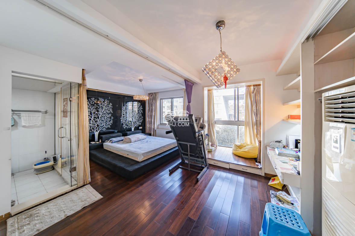 阳光100二期 3室2厅2卫 125.0万 阳光100二期 3室2厅2卫 125.0万卧室