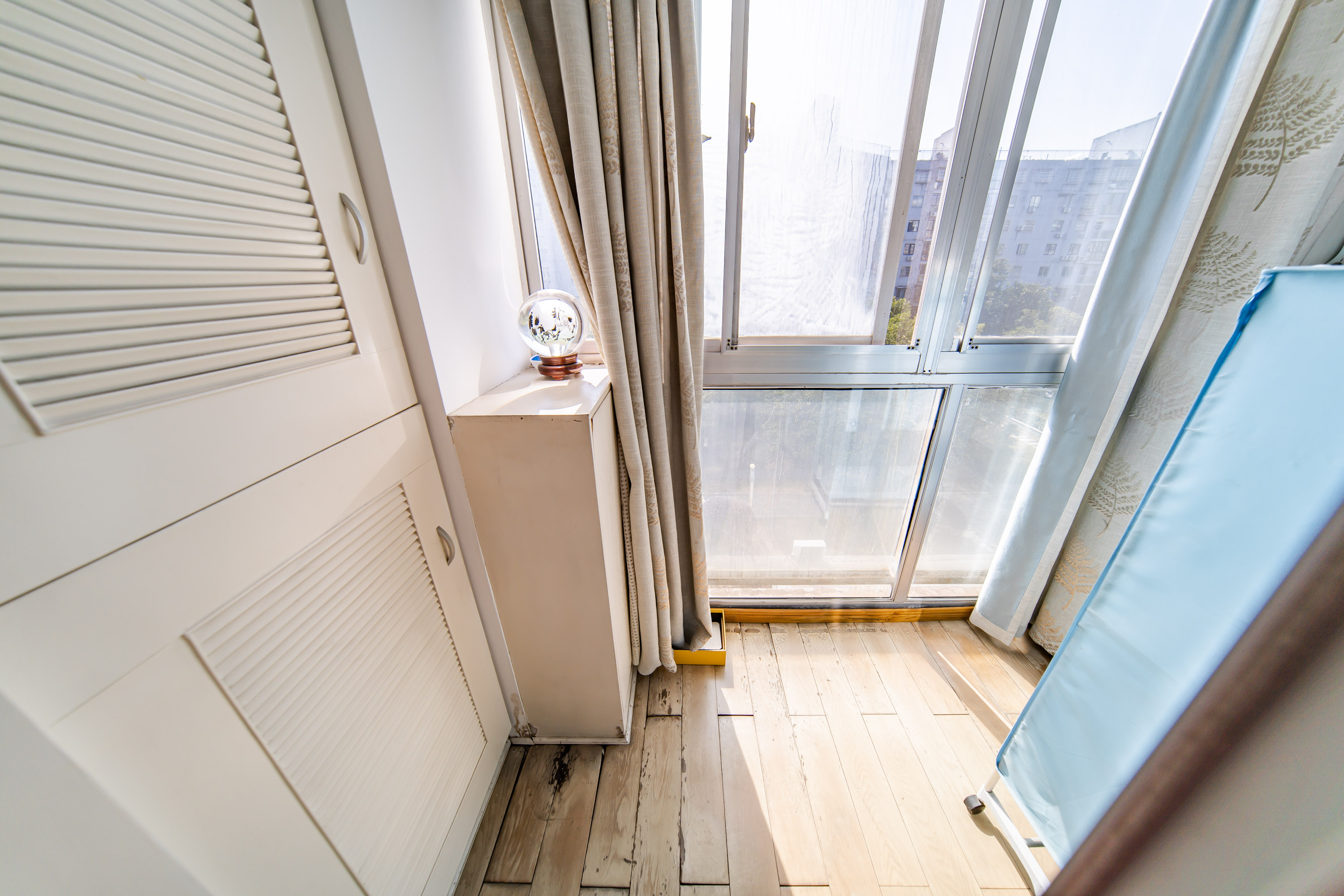 阳光100二期 3室2厅2卫 125.0万 阳光100二期 3室2厅2卫 125.0万阳台