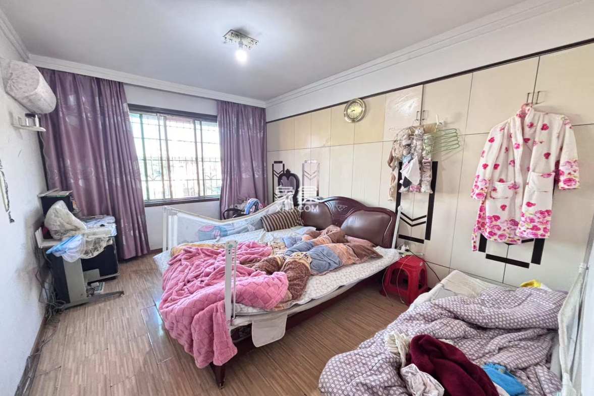 政华嘉园  3室2厅2卫    48.0万 政华嘉园  3室2厅2卫    48.0万室内图