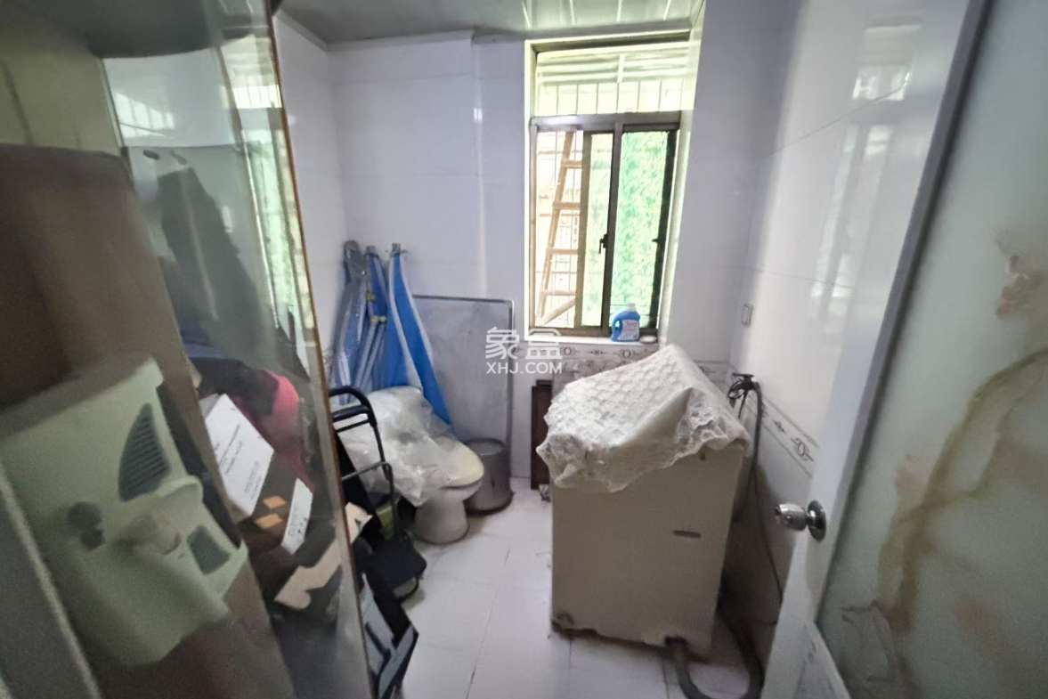 政华嘉园  3室2厅2卫    48.0万 政华嘉园  3室2厅2卫    48.0万室内图