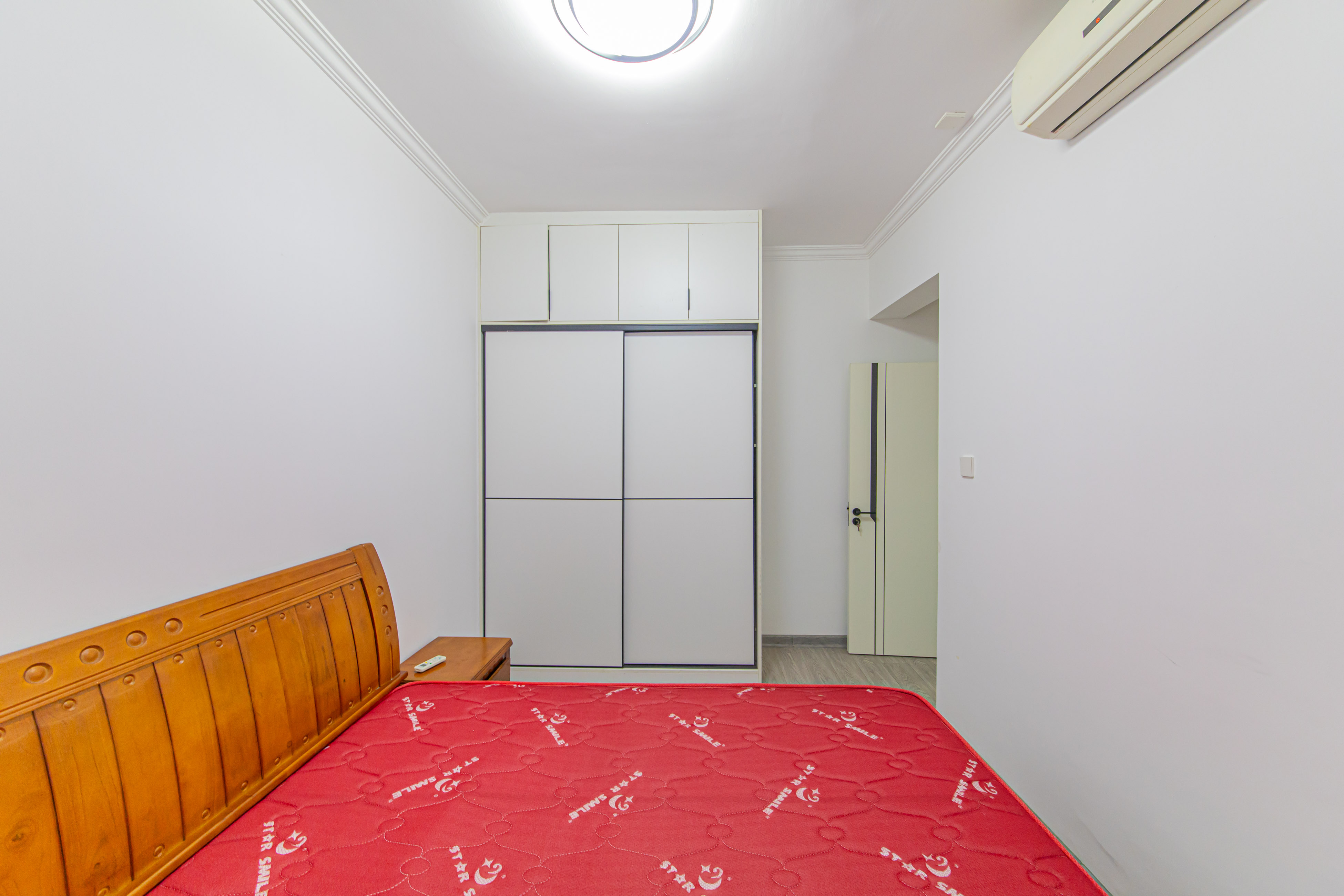 金房奥斯卡 2室2厅1卫 74.98万 金房奥斯卡 2室2厅1卫 74.98万卧室