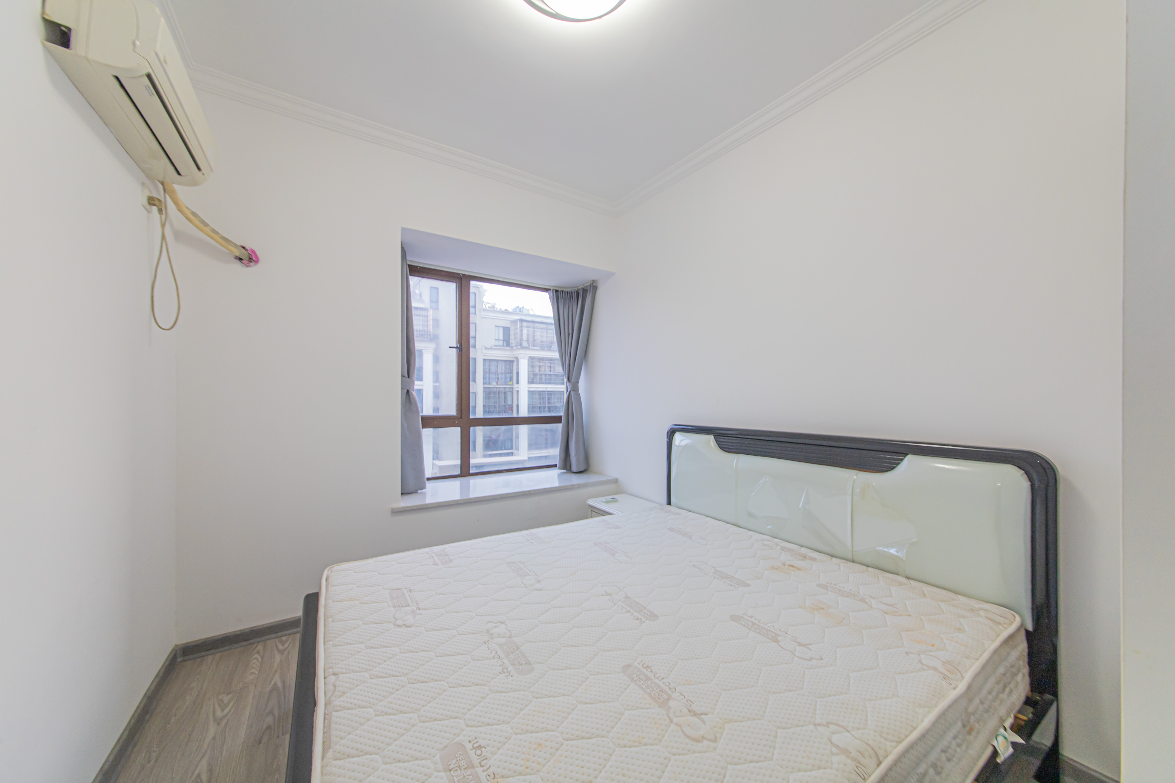 金房奥斯卡 2室2厅1卫 74.98万 金房奥斯卡 2室2厅1卫 74.98万卧室