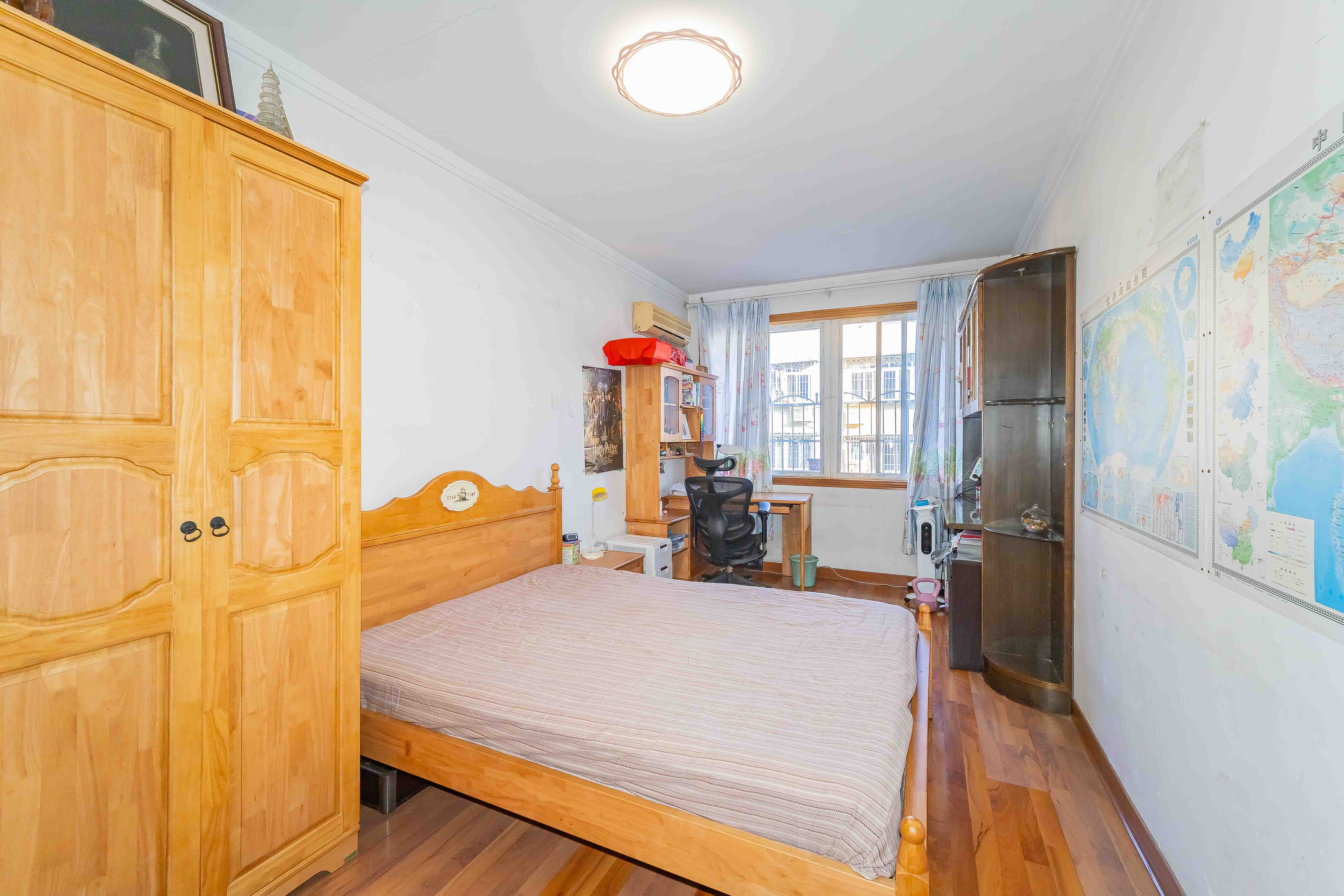 白沙苑 3室2厅2卫 68.0万 白沙苑 3室2厅2卫 68.0万卧室