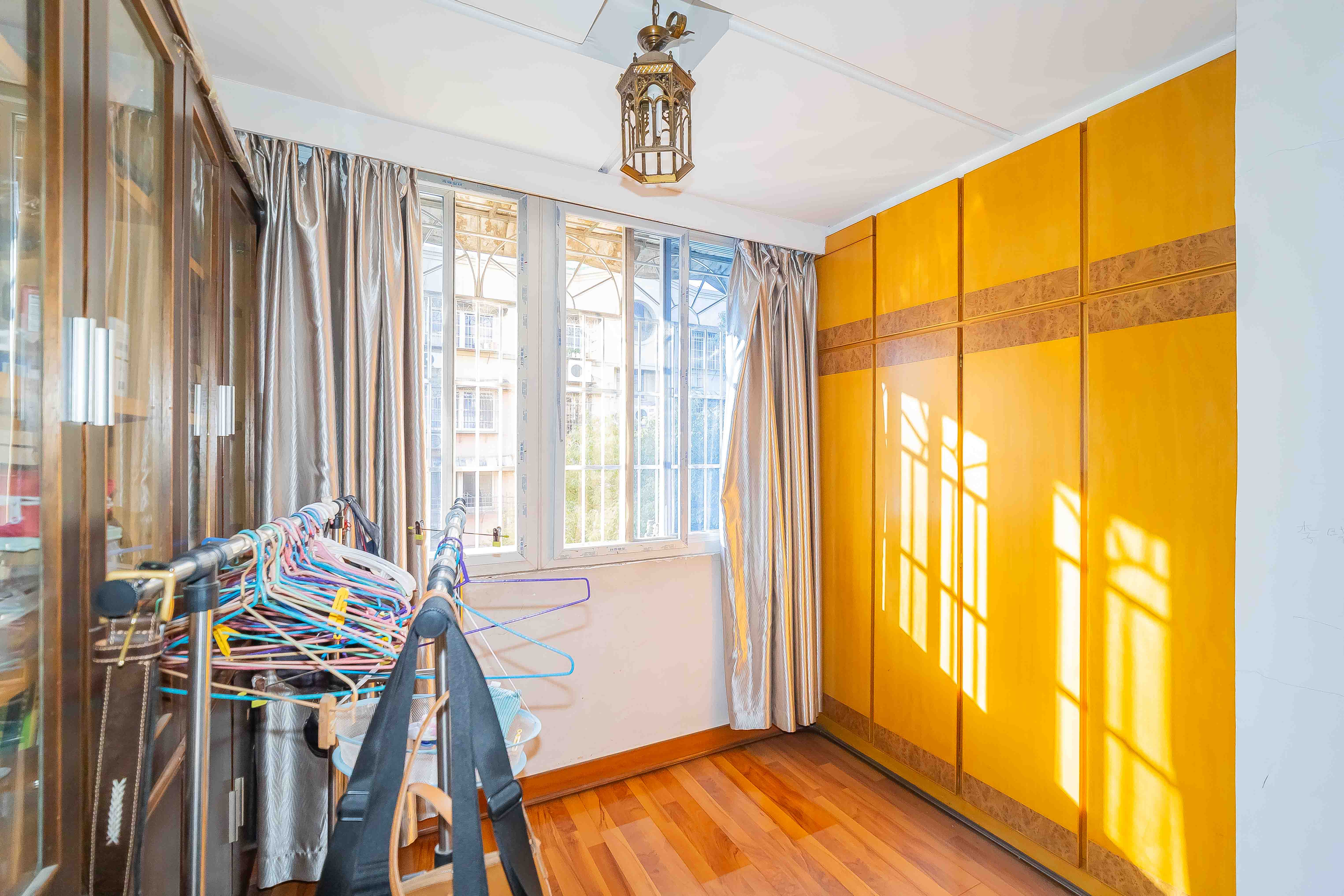 白沙苑 3室2厅2卫 68.0万 白沙苑 3室2厅2卫 68.0万阳台