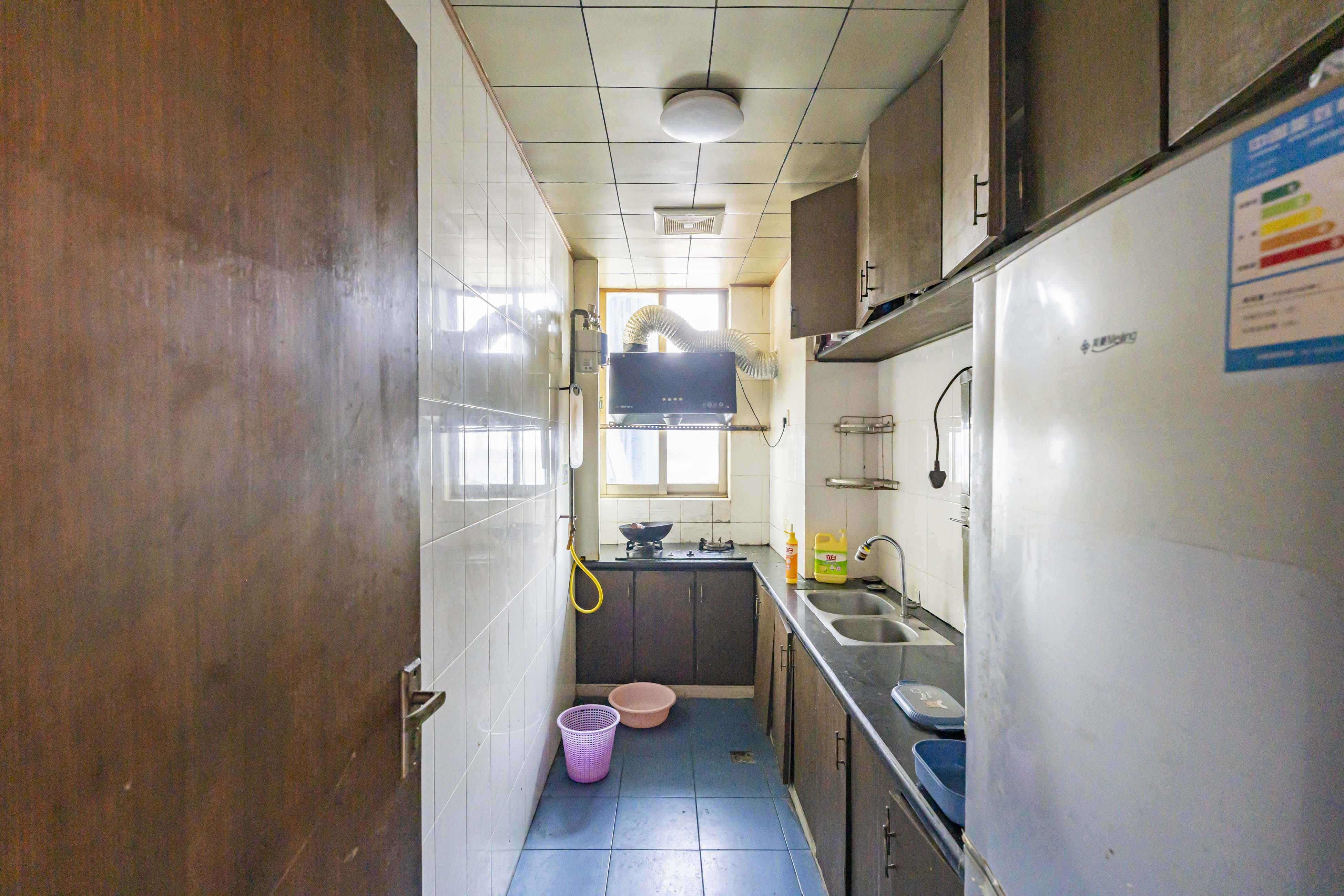 欧陆经典  2室2厅1卫    100.0万 欧陆经典  2室2厅1卫    100.0万厨房