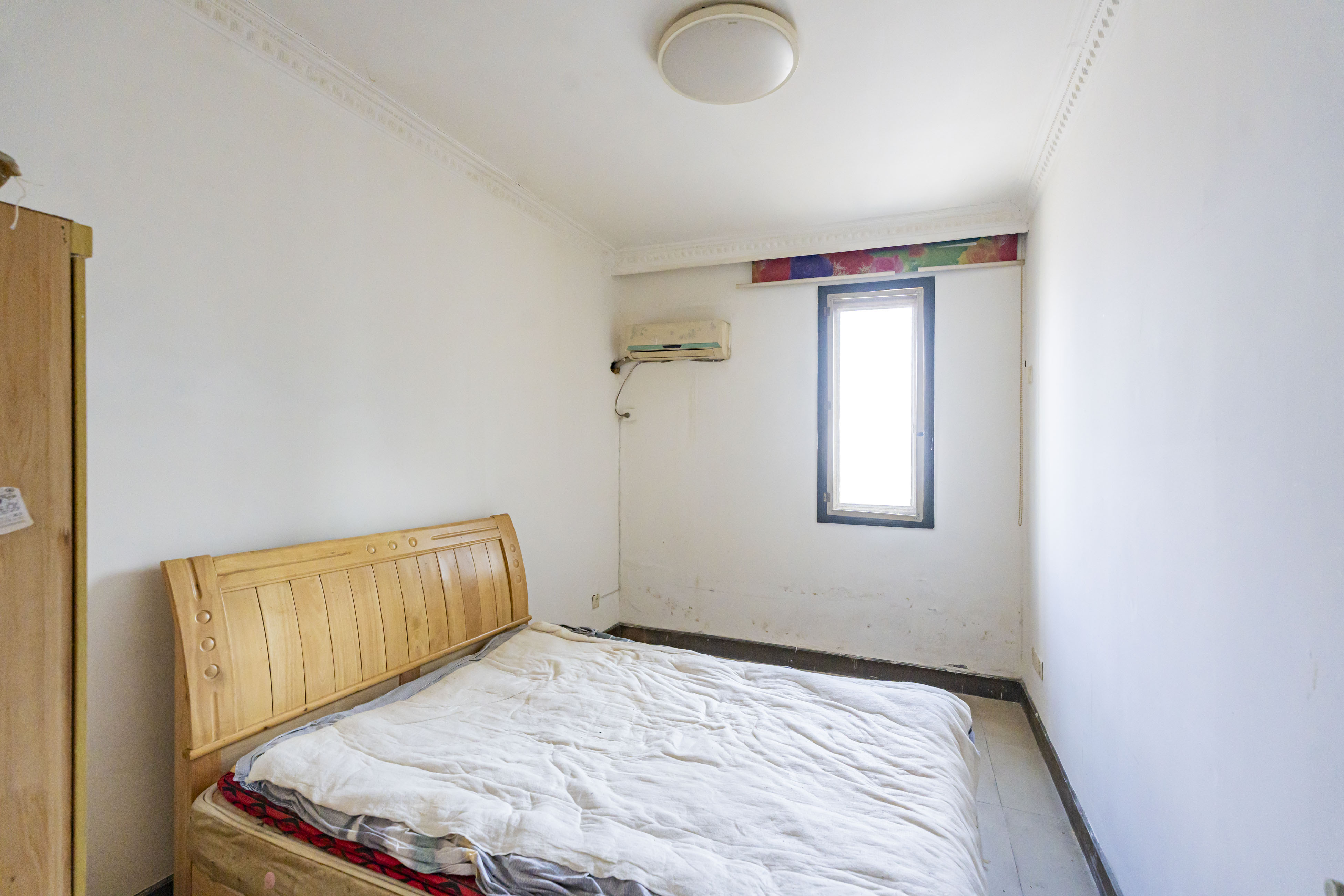 欧陆经典  2室2厅1卫    100.0万 欧陆经典  2室2厅1卫    100.0万卧室