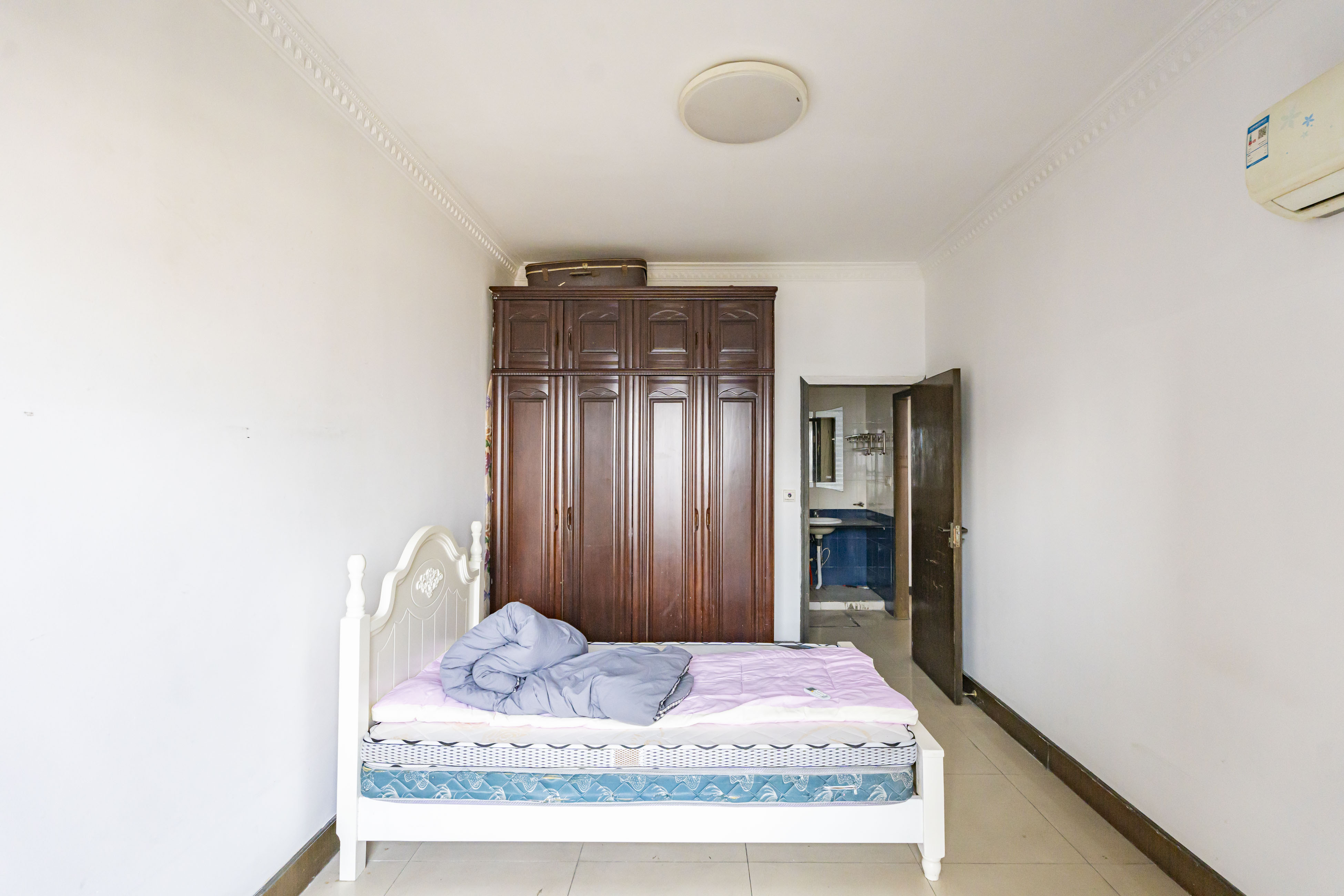 欧陆经典  2室2厅1卫    100.0万 欧陆经典  2室2厅1卫    100.0万卧室