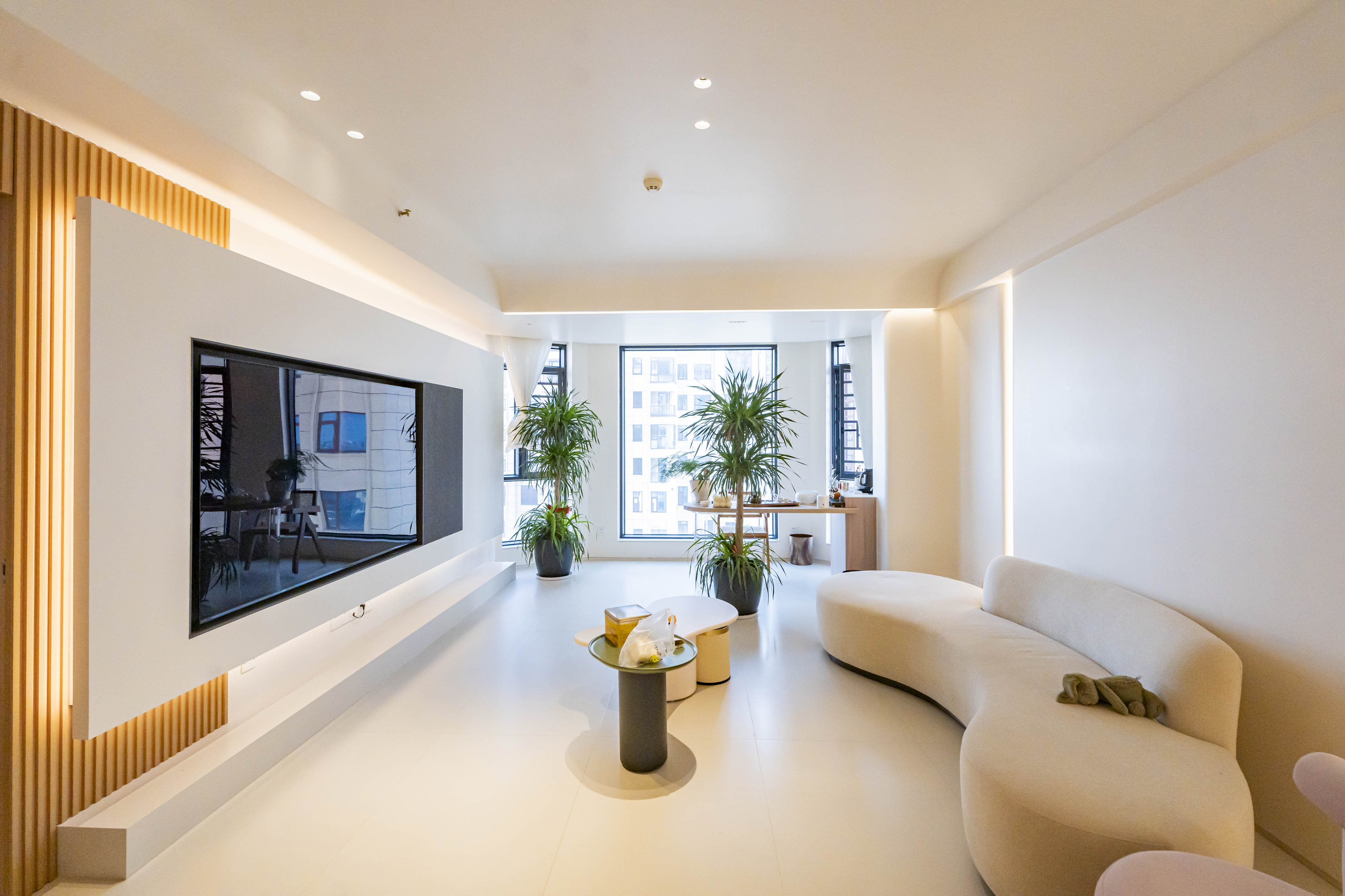 富兴时代御城 4室2厅4卫 380.0万 富兴时代御城 4室2厅4卫 380.0万客厅