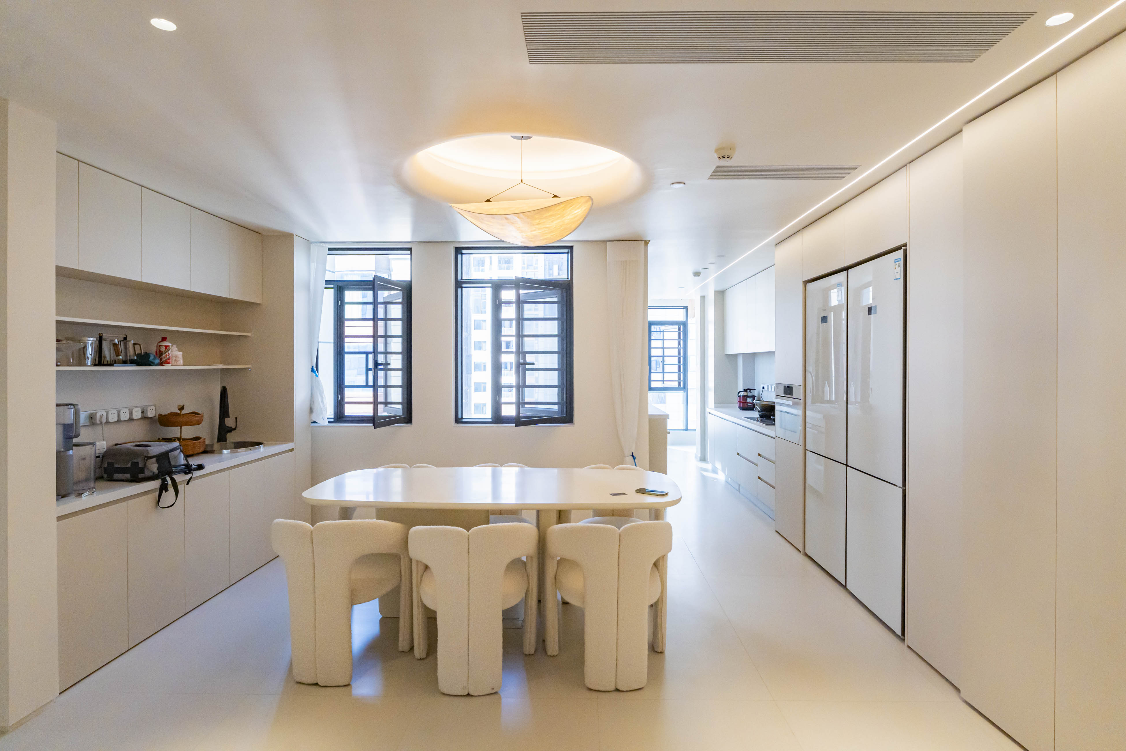 富兴时代御城 4室2厅4卫 380.0万 富兴时代御城 4室2厅4卫 380.0万客厅