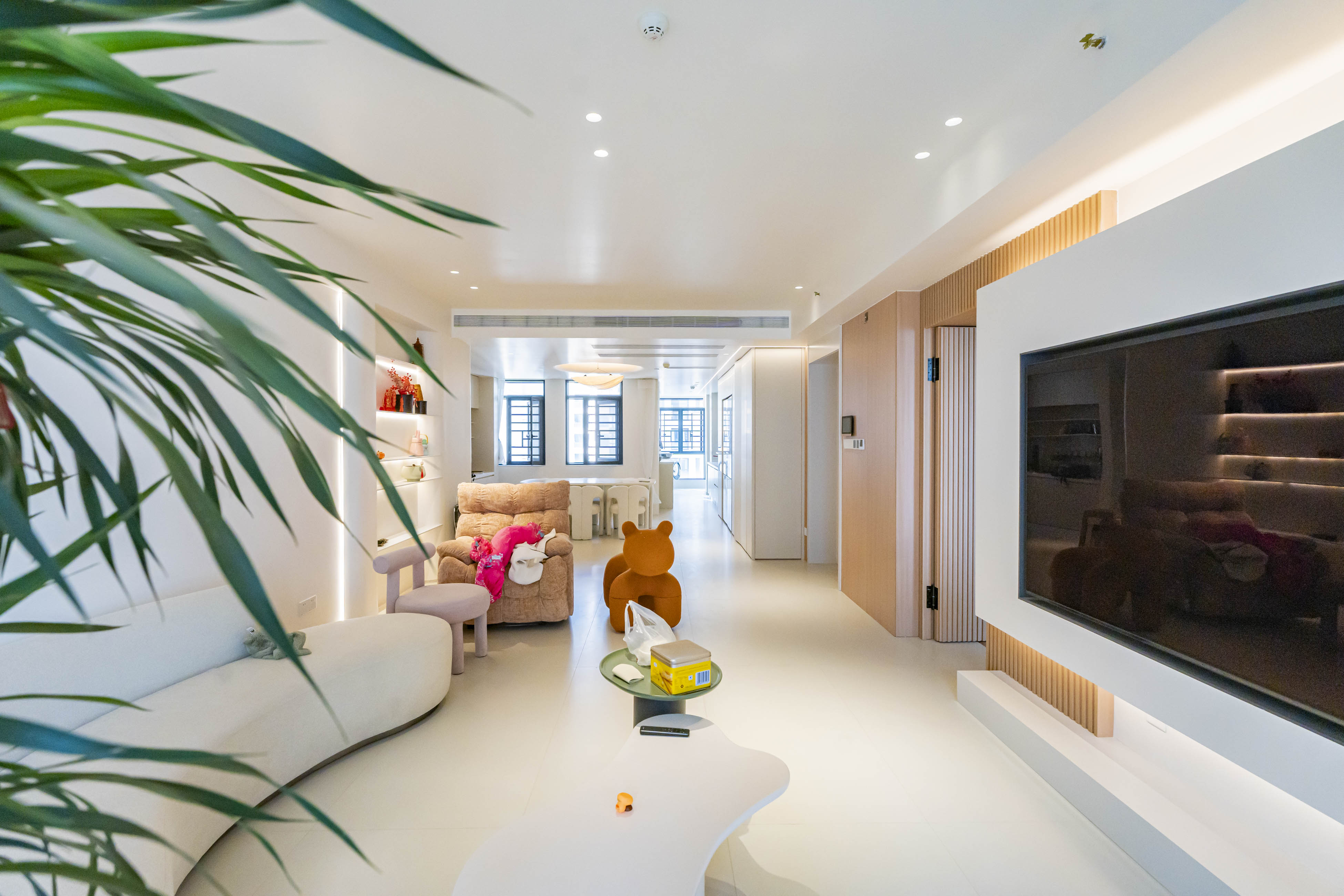 富兴时代御城 4室2厅4卫 380.0万 富兴时代御城 4室2厅4卫 380.0万客厅