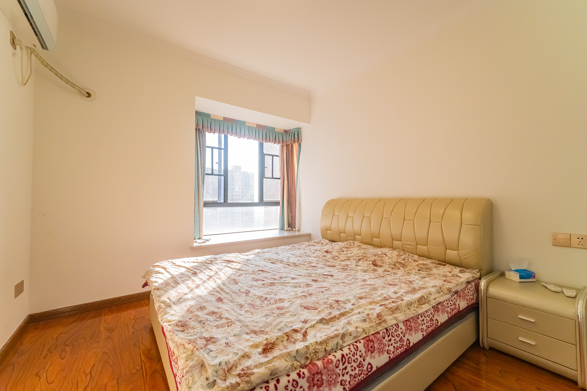 深业睿城 2室2厅1卫 66.8万 深业睿城 2室2厅1卫 66.8万卧室