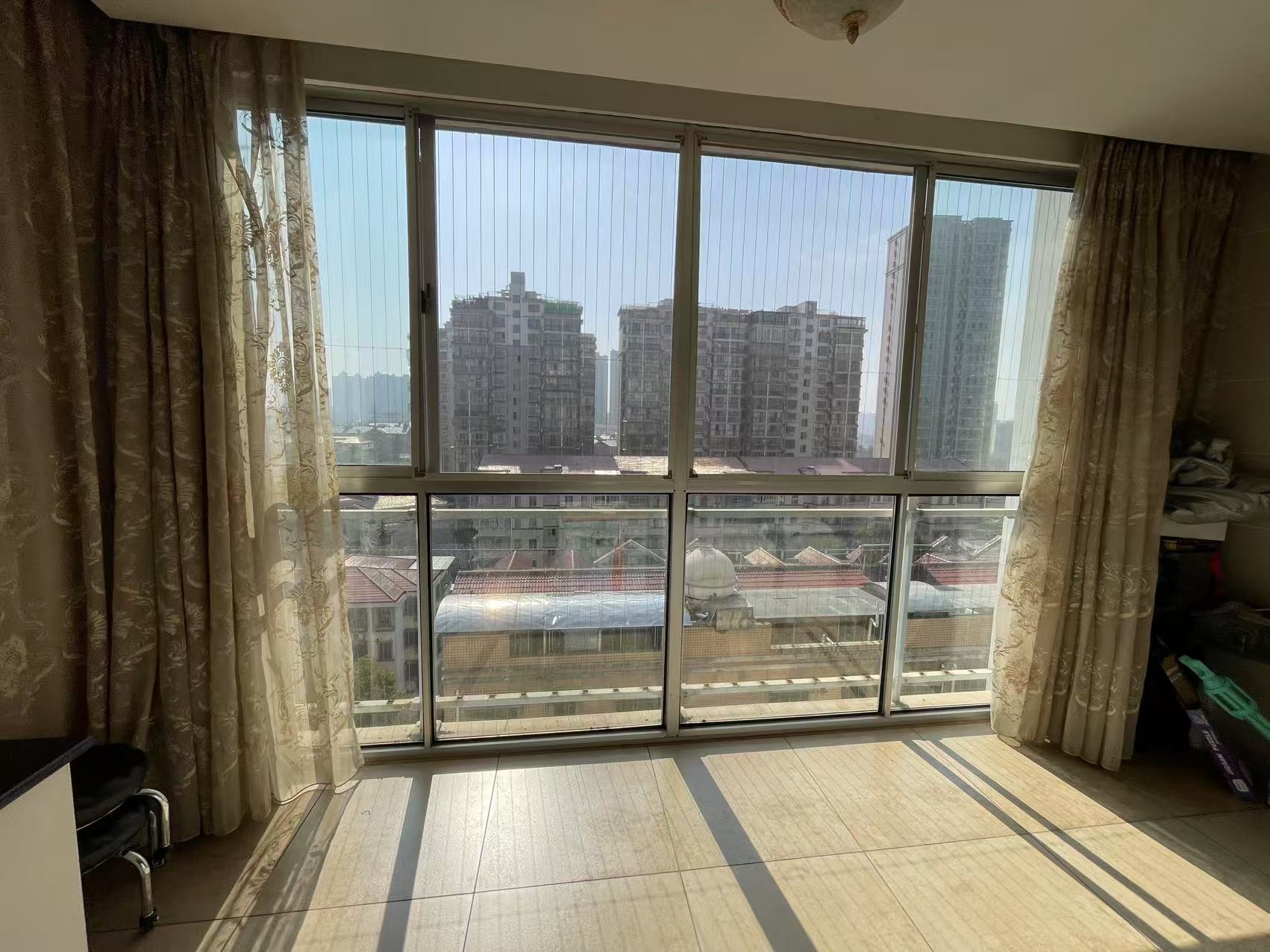 明月湖 3室2厅2卫 65.0万 明月湖 3室2厅2卫 65.0万室内图