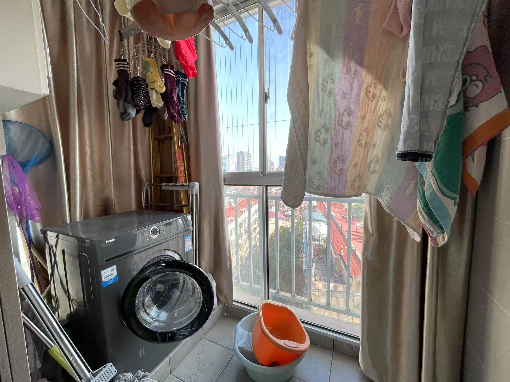 明月湖 3室2厅2卫 65.0万 明月湖 3室2厅2卫 65.0万室内图